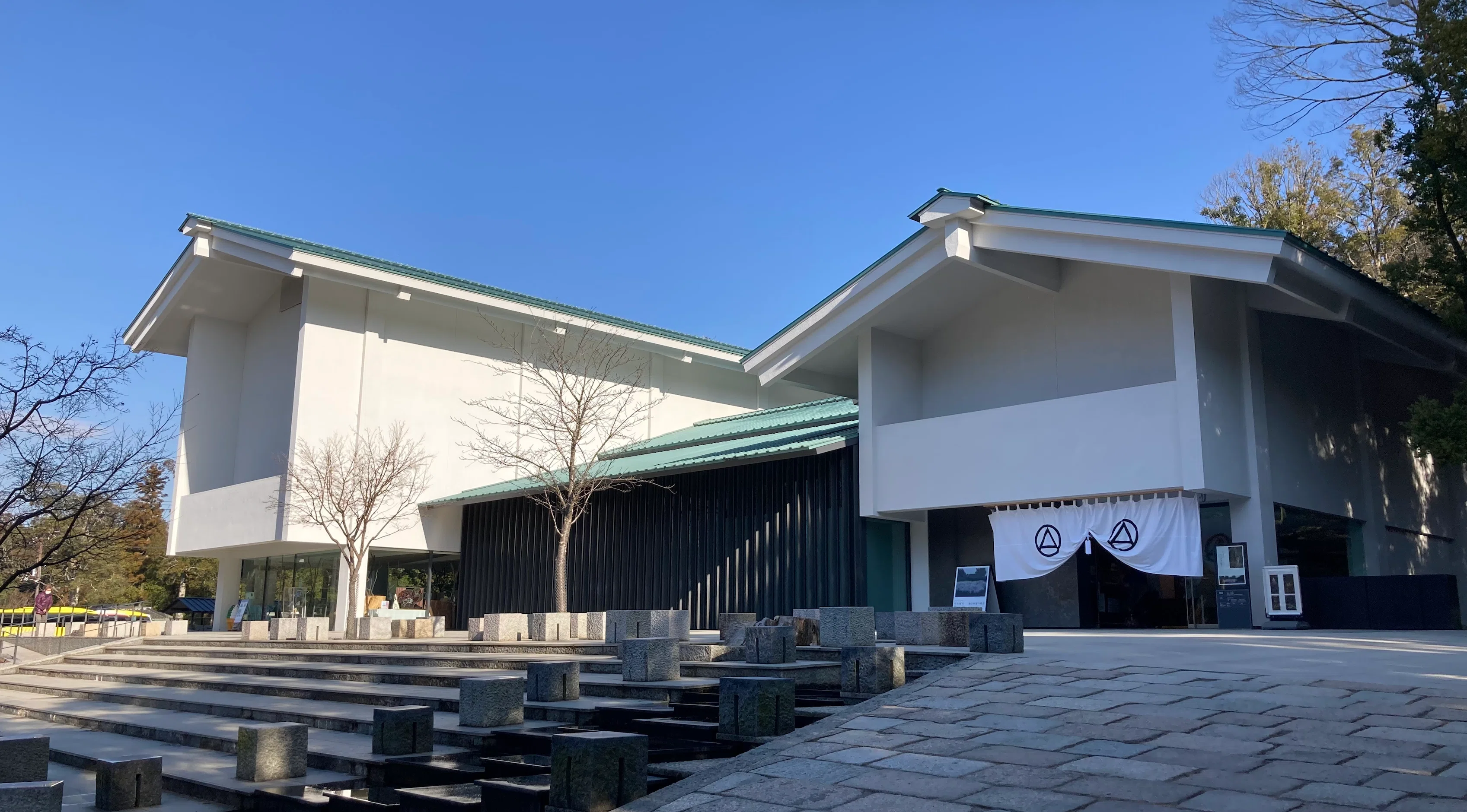 2022〜2023年開催「杉本博司―春日神霊の御生」 神霊の物語｜春日大社国