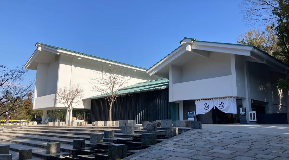2022〜2023年開催「杉本博司―春日神霊の御生」 神霊の物語｜春日大社国