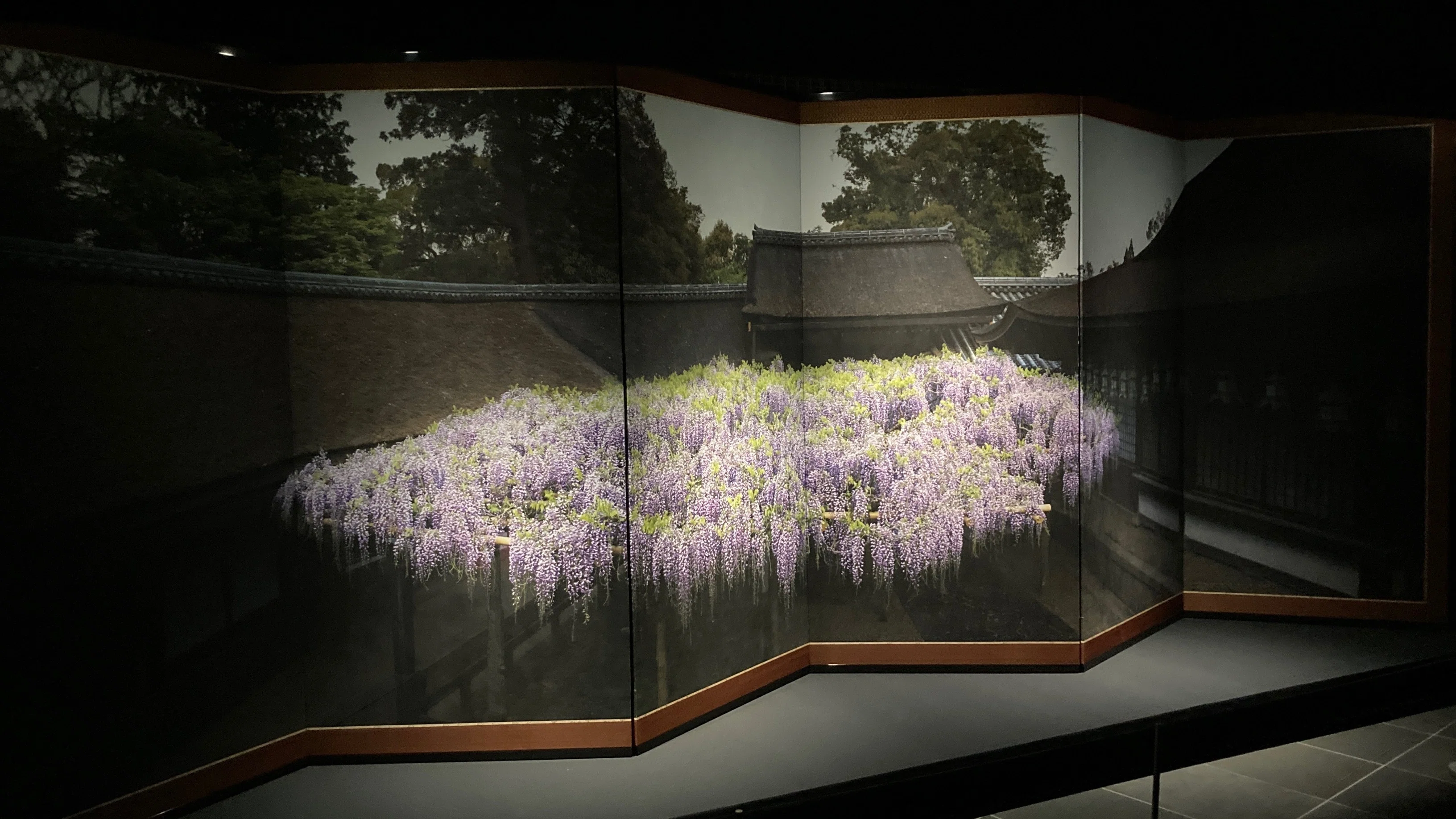 2022〜2023年開催「杉本博司―春日神霊の御生」 神霊の物語｜春日大社国