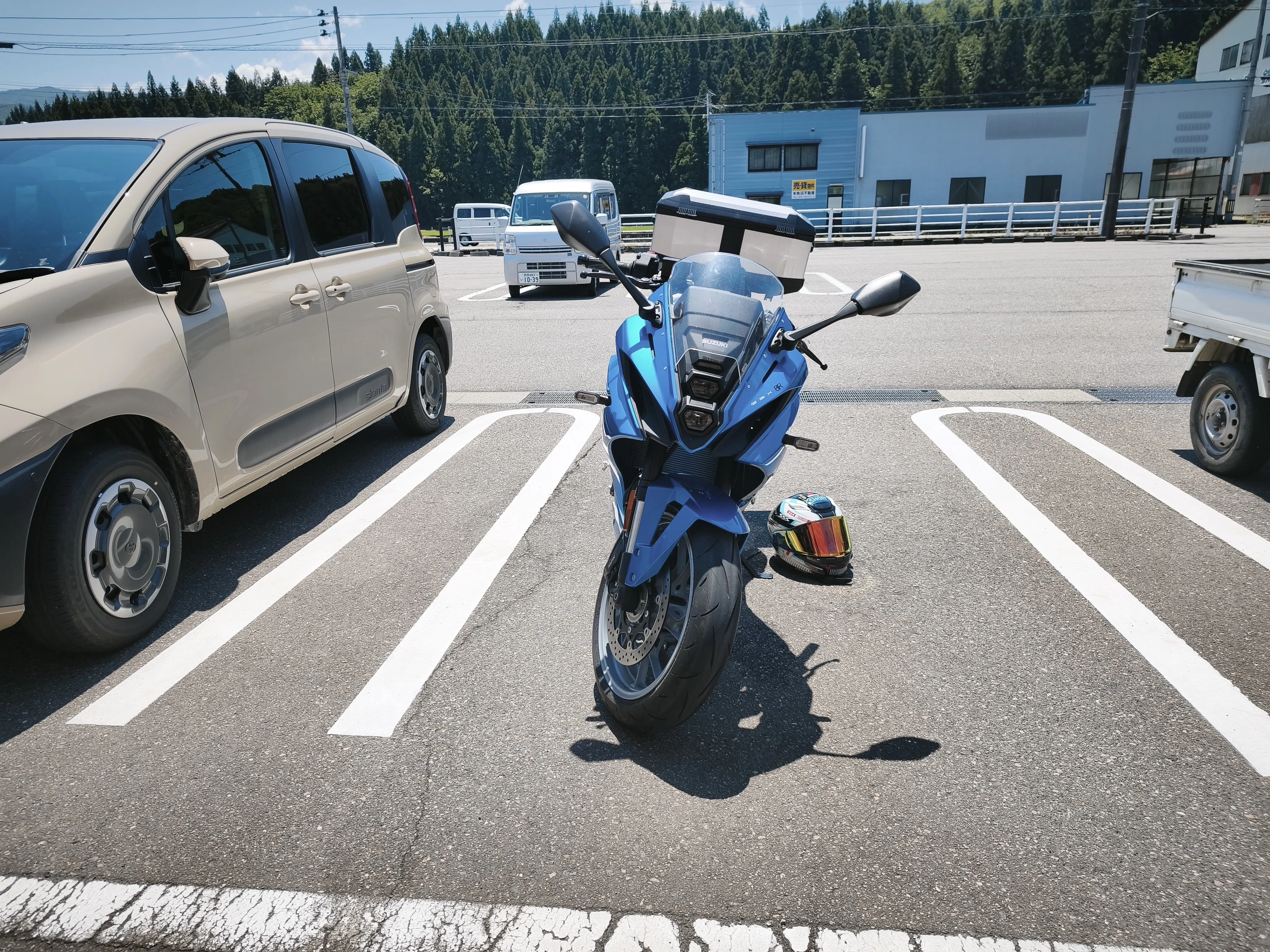 スズキGSX-8Rインプレツーリング｜シュースト
