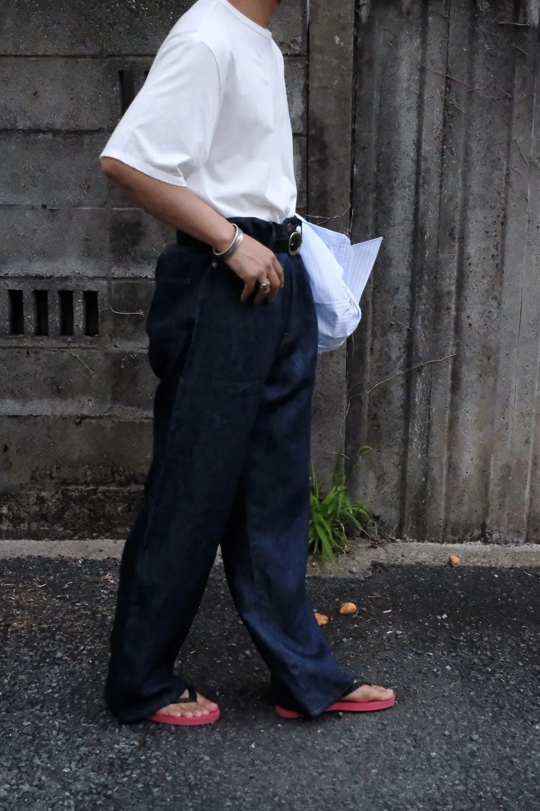 リネン100%のデニム ”I am dork LINEN DENIM