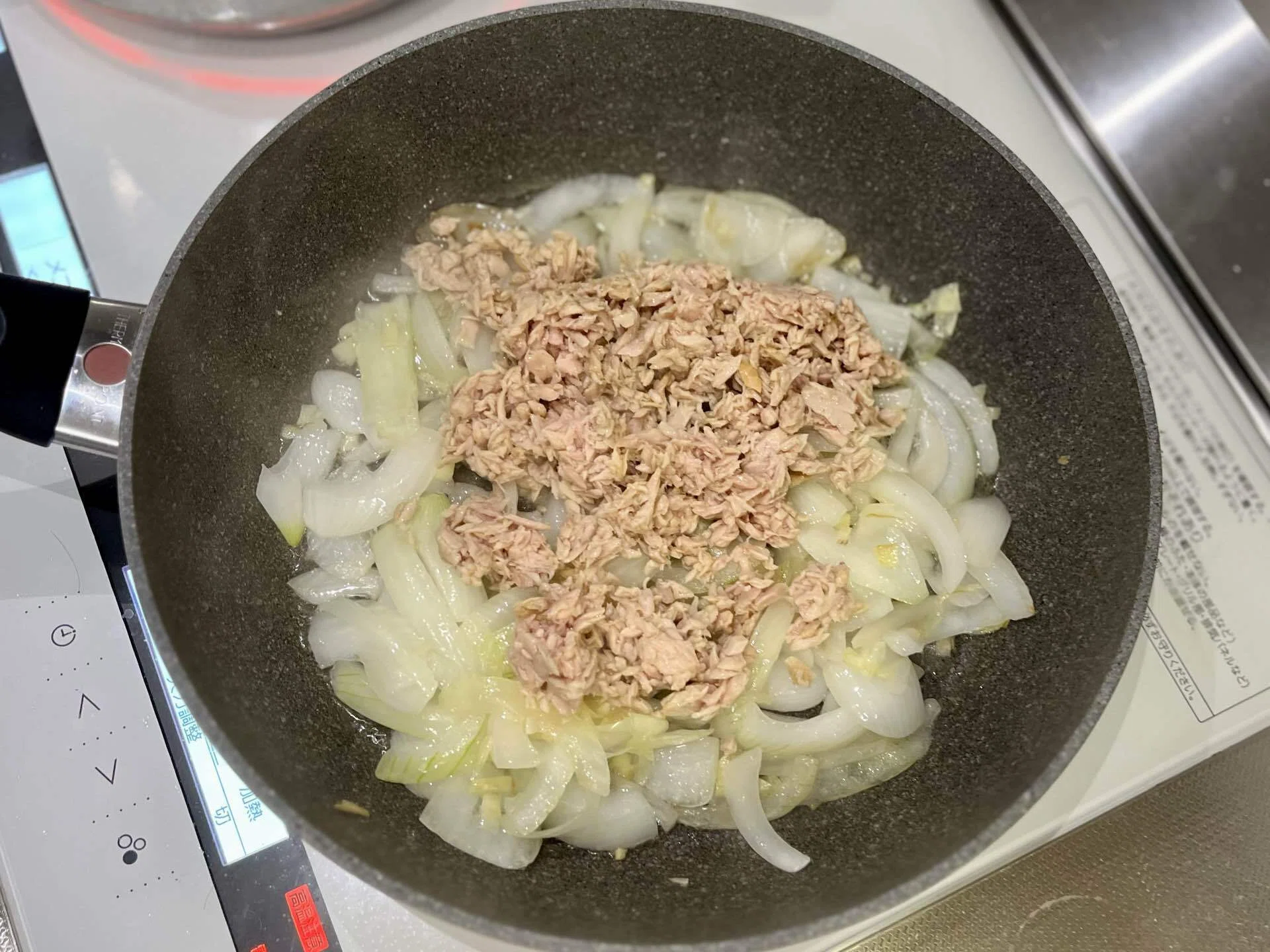 ツナ缶オイルも活用！ツナのにんにく醤油パスタを作りました｜bkun