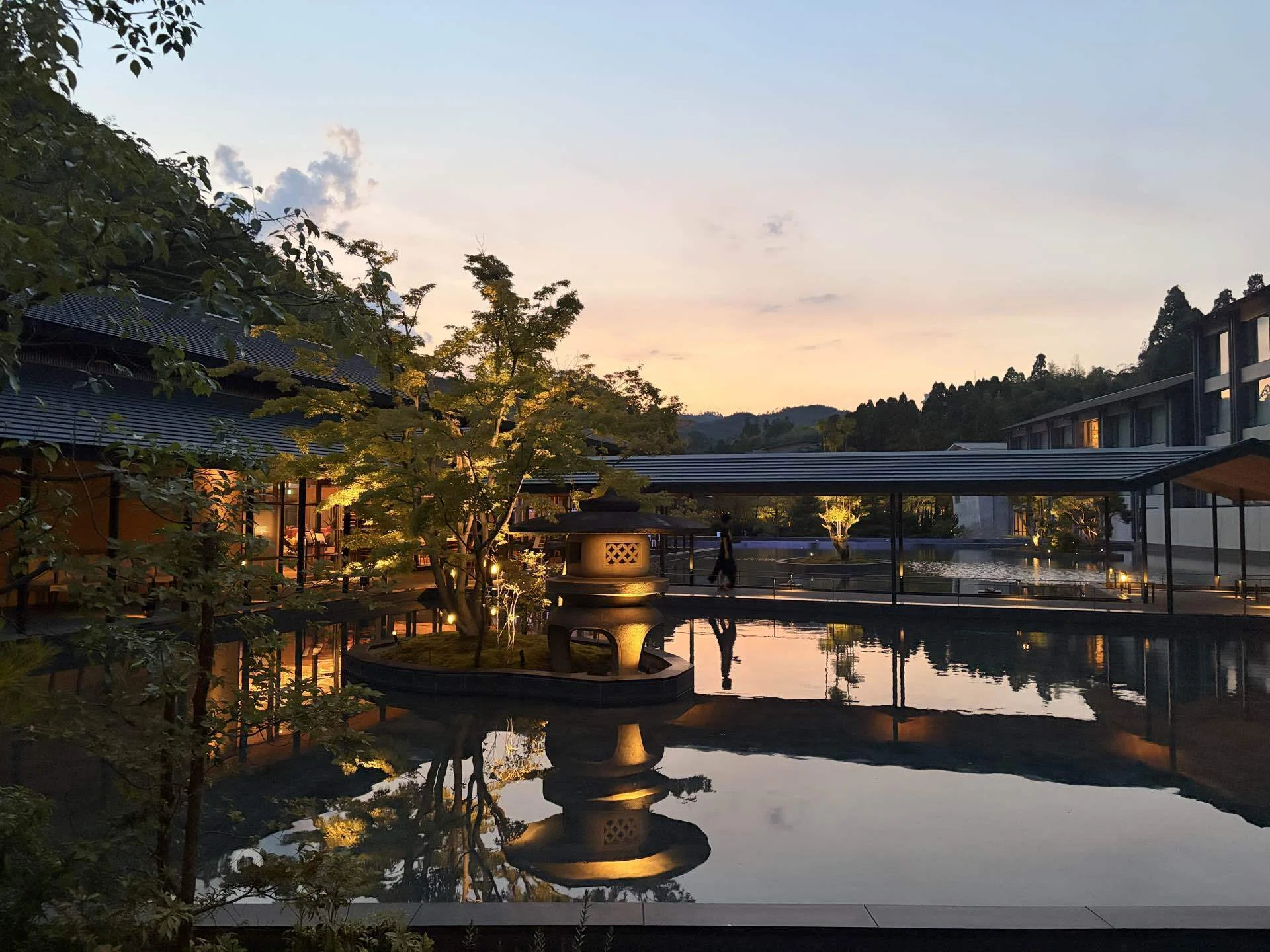 京都🇯🇵ホテル_ROKU KYOTO, LXR Hotels & Resorts｜タフグミ