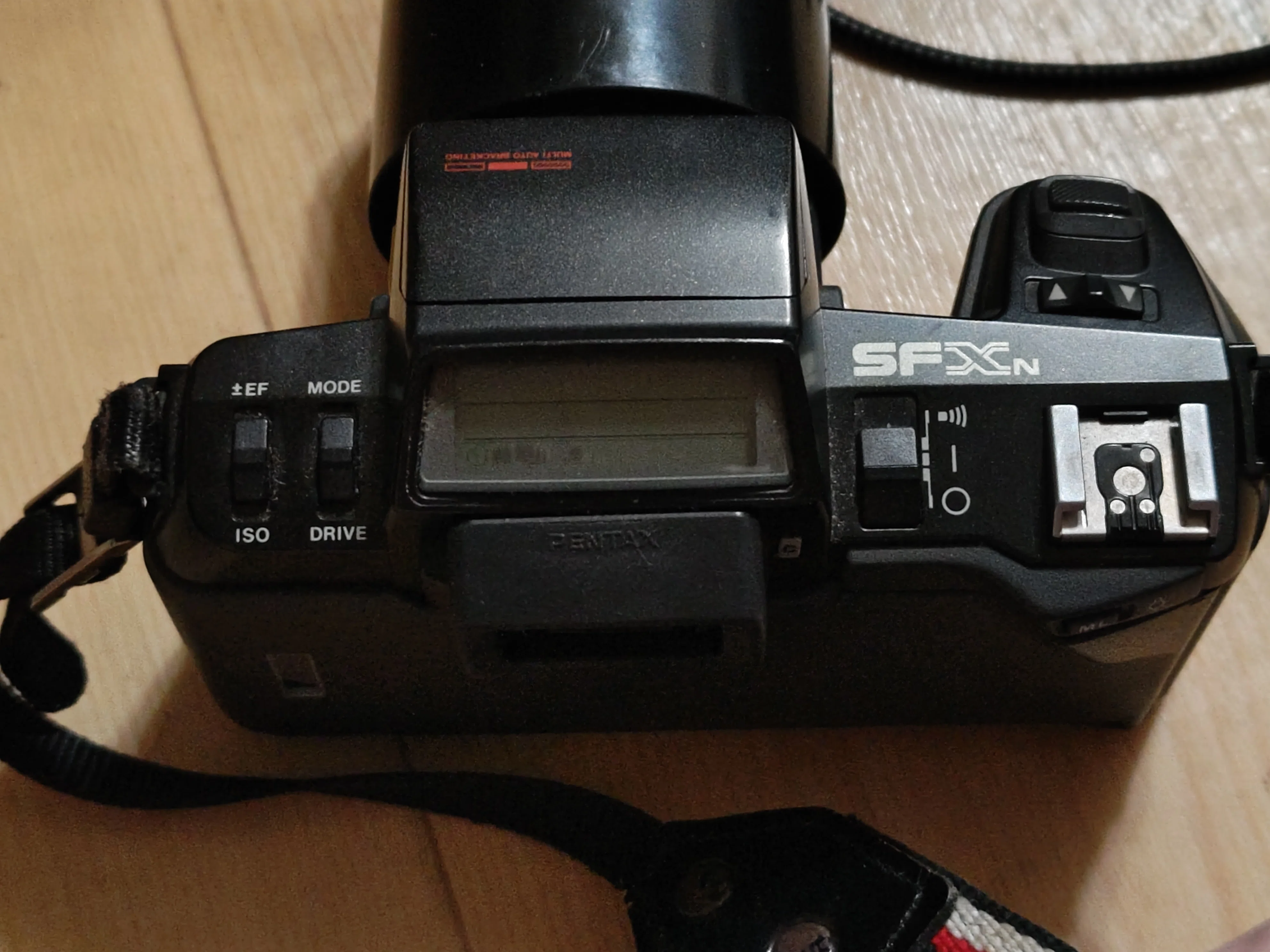 kazのこんなカメラ㊴ Nikon F-501｜kaz@Pinguist!