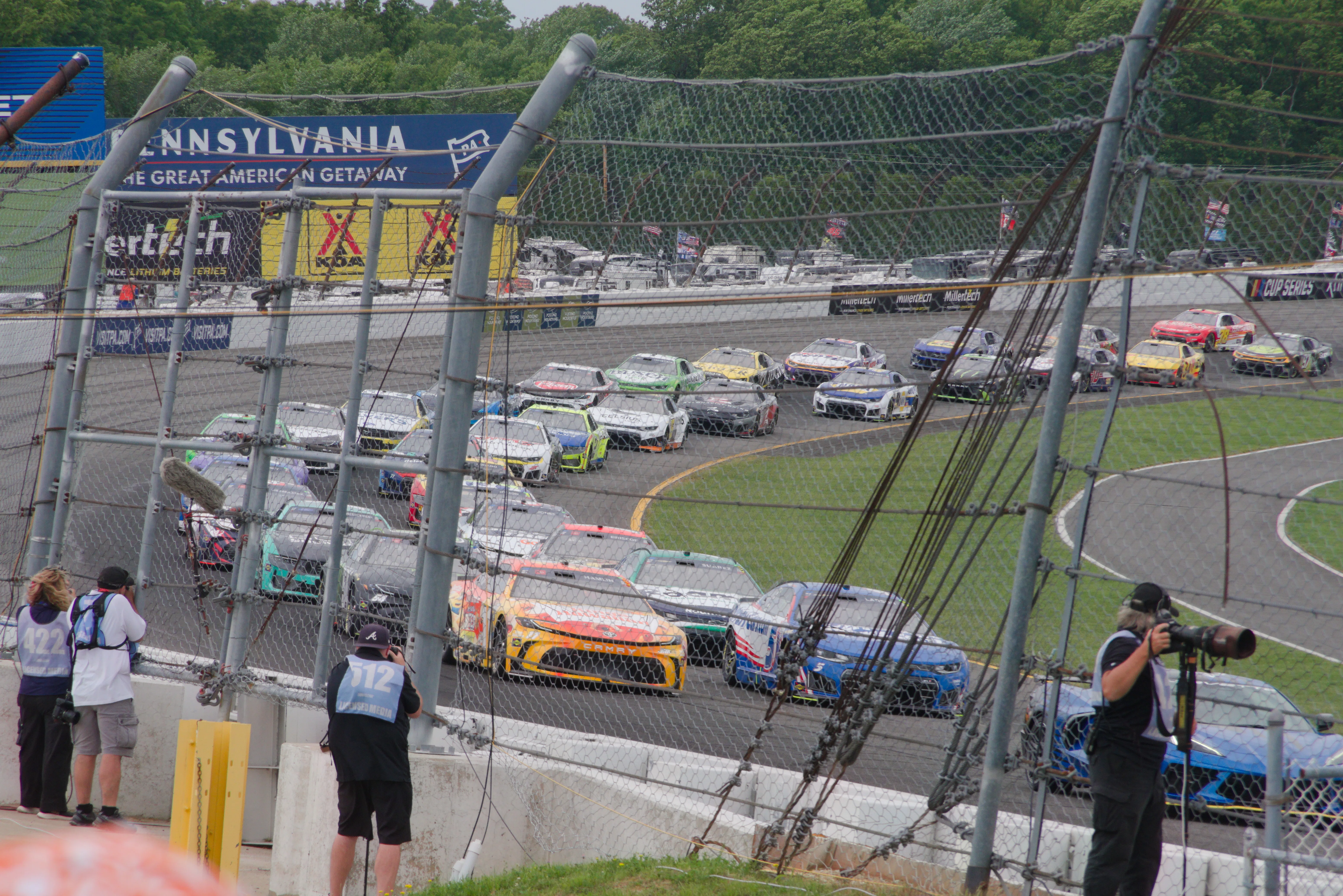 リアル『カーズ』の世界へ。アメリカでNASCARレースを楽しむ｜Takaaki Ueno