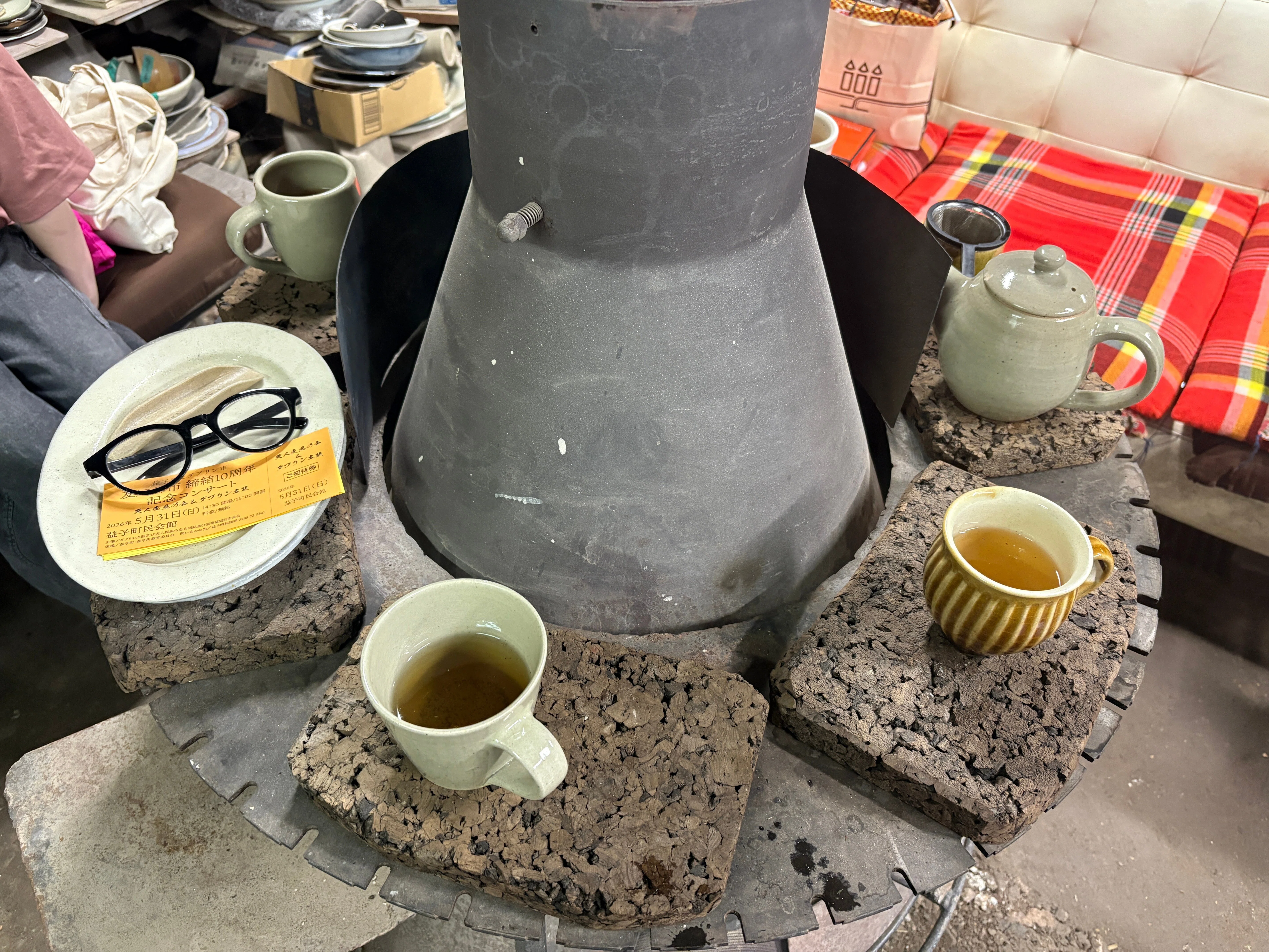 箸置きを作ったり、ろくろを回したり。清窯で過ごす私の、とある1日の