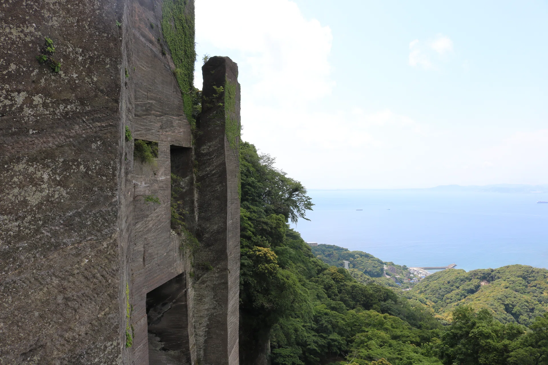 千葉県一周歩き旅(富津市竹岡ー灯籠坂大師ー鋸山ー鋸南町保田)｜レック