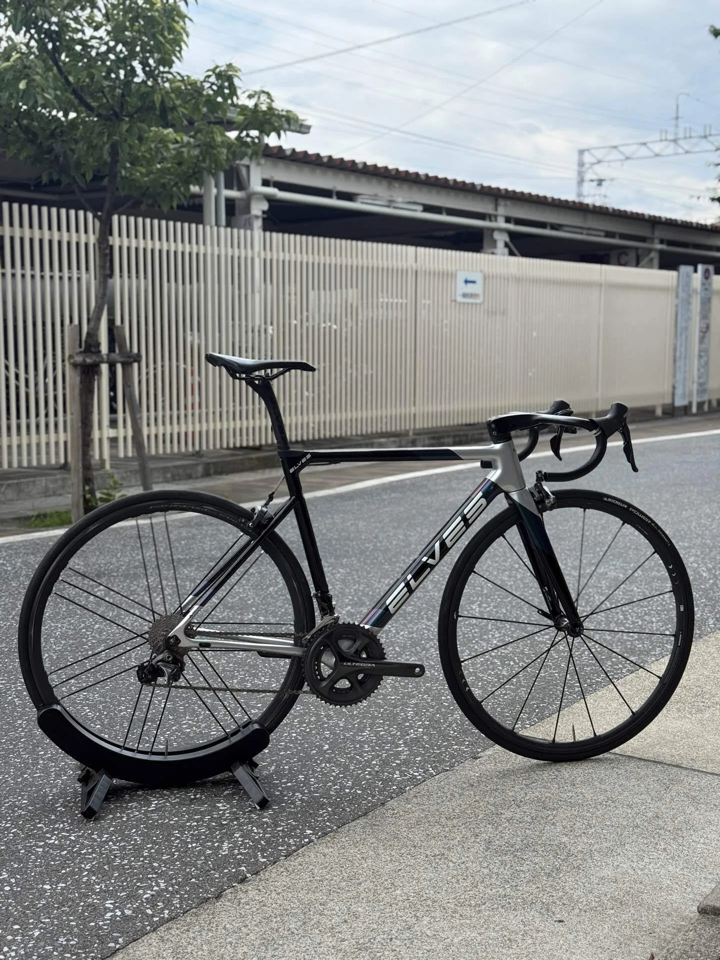 ELVES Vanyar リム サイズM48 一体型ハンドル付き　オーダーカラー 委託販売】ELVES VANYAR｜サミットサイクル