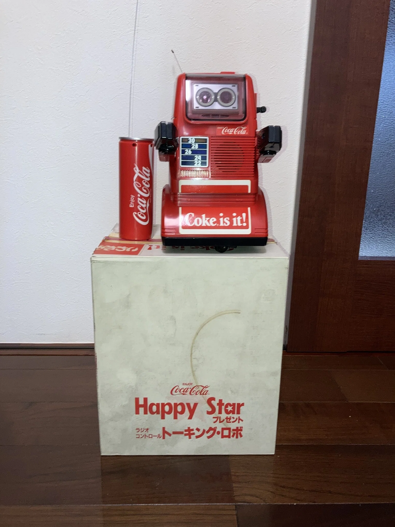 40年前のCokeのノベルティをmicro:bitラジコンに魔改造した話｜ネコマ