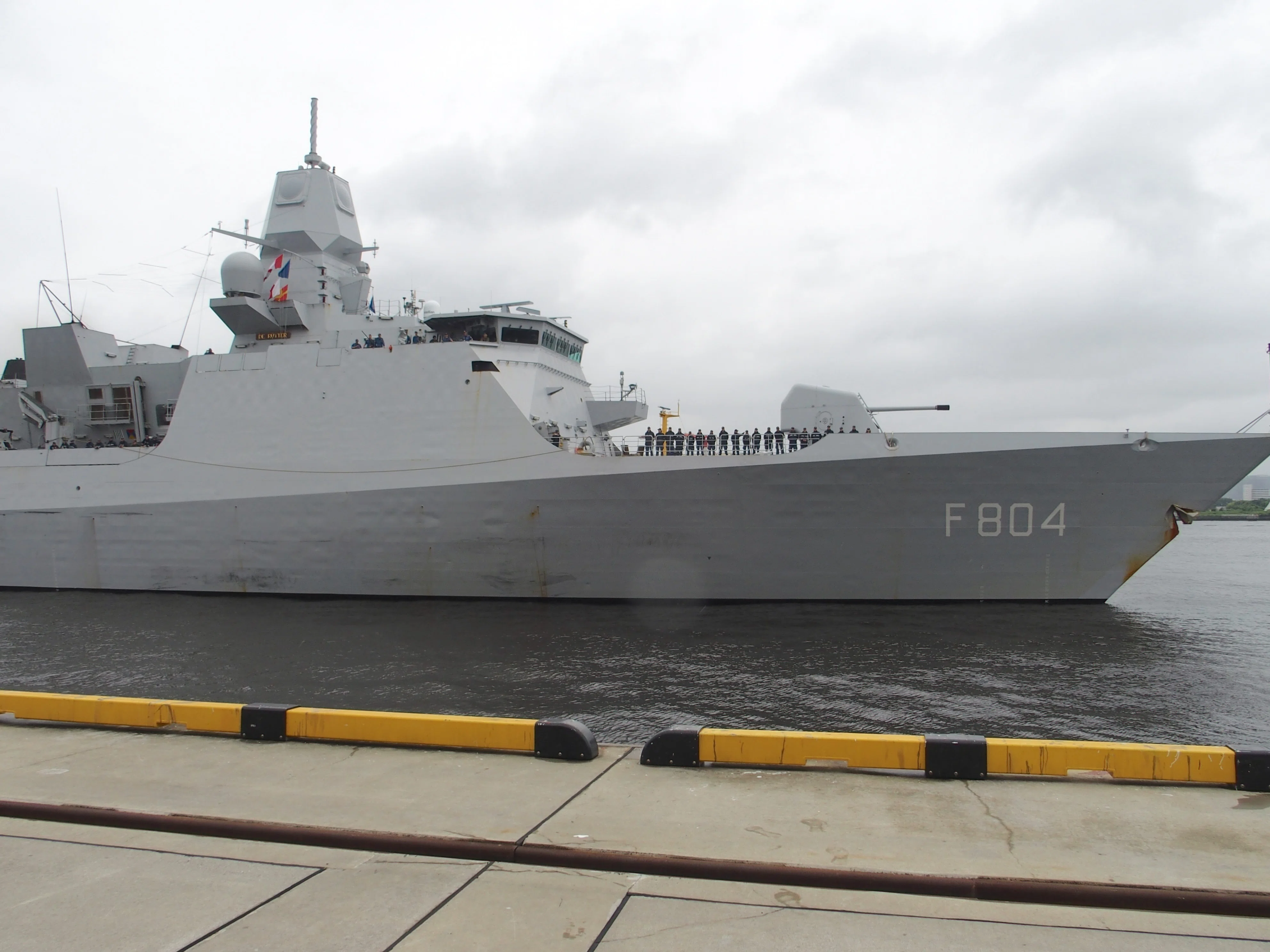 取材写真まとめ》オランダ海軍フリゲート艦「デ・ロイテル」東京港に
