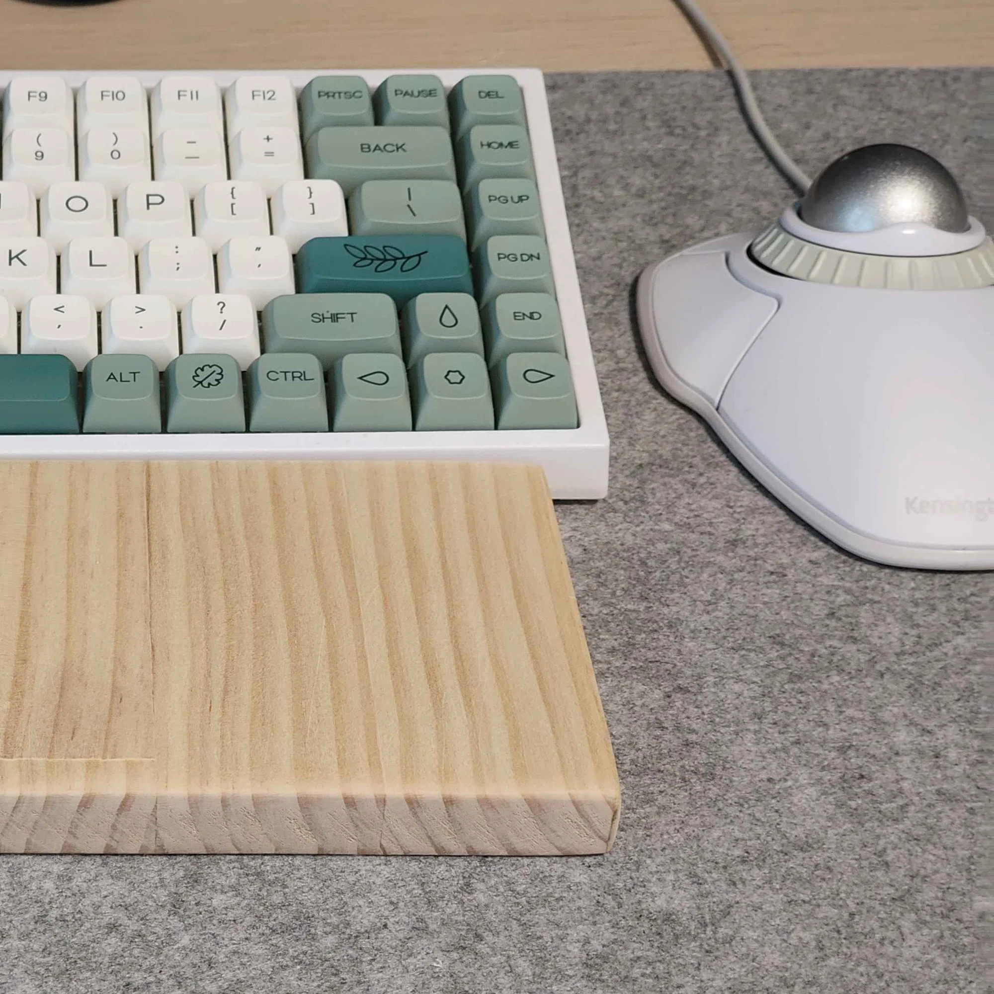 Title: Handmade Wrist Rest (30 Yen)｜さささ_STAK