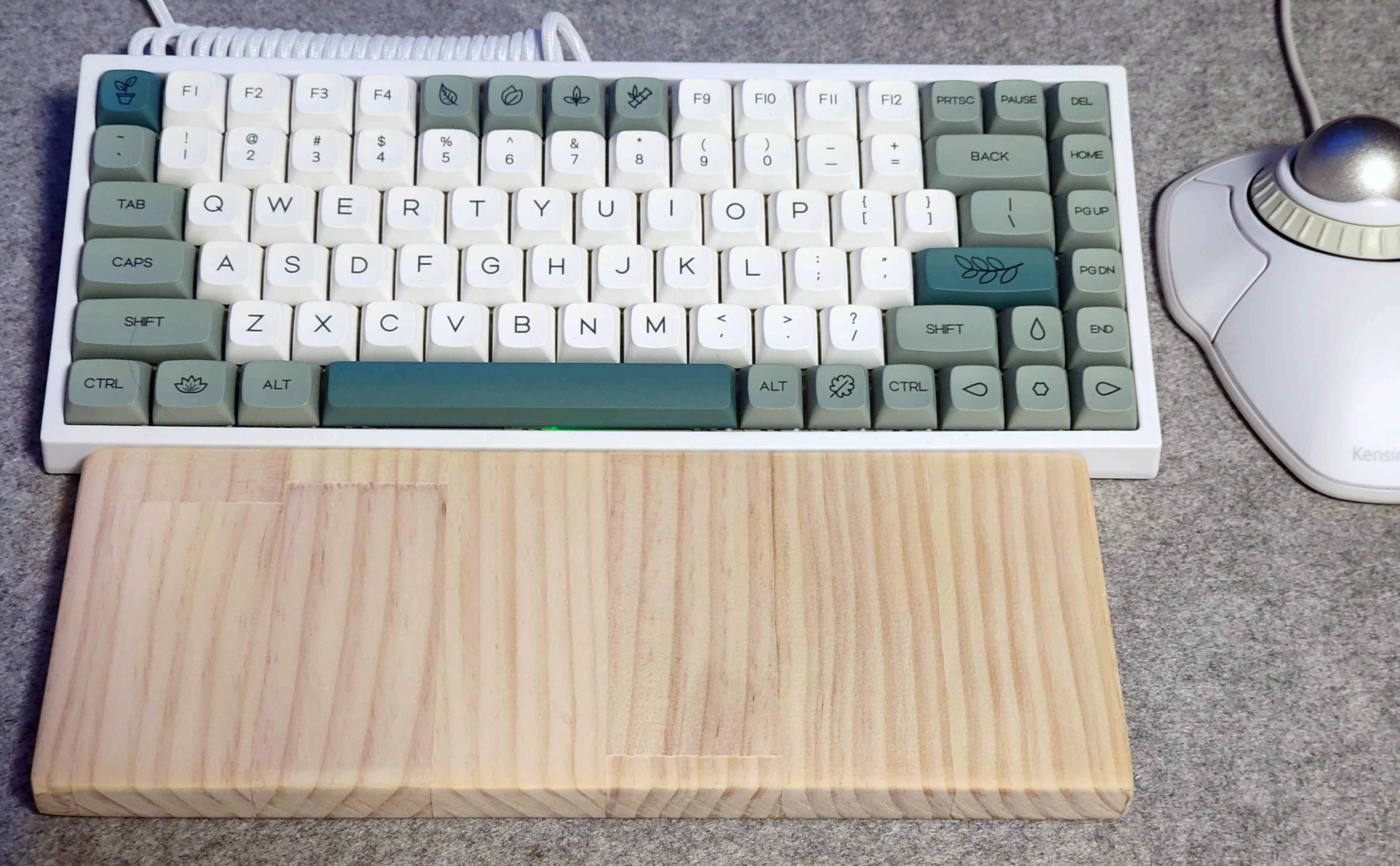 Title: Handmade Wrist Rest (30 Yen)｜さささ_STAK