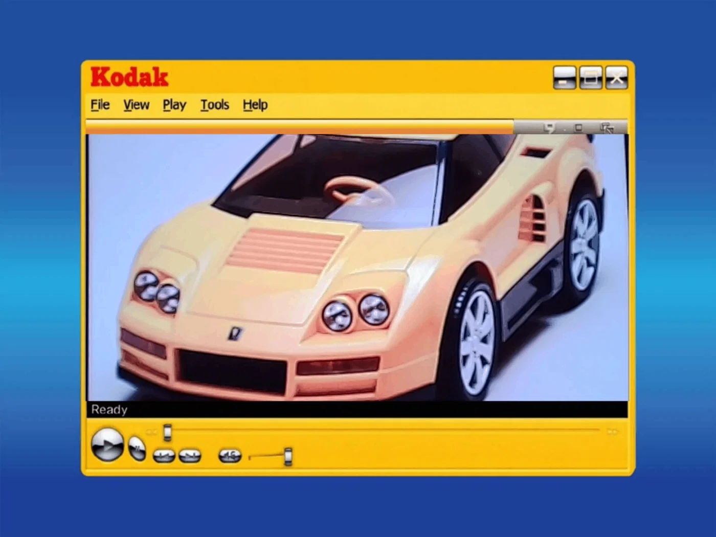 まさか続編が出るとは。Kodak Charmeraの新モデルMillenniumが本日11時