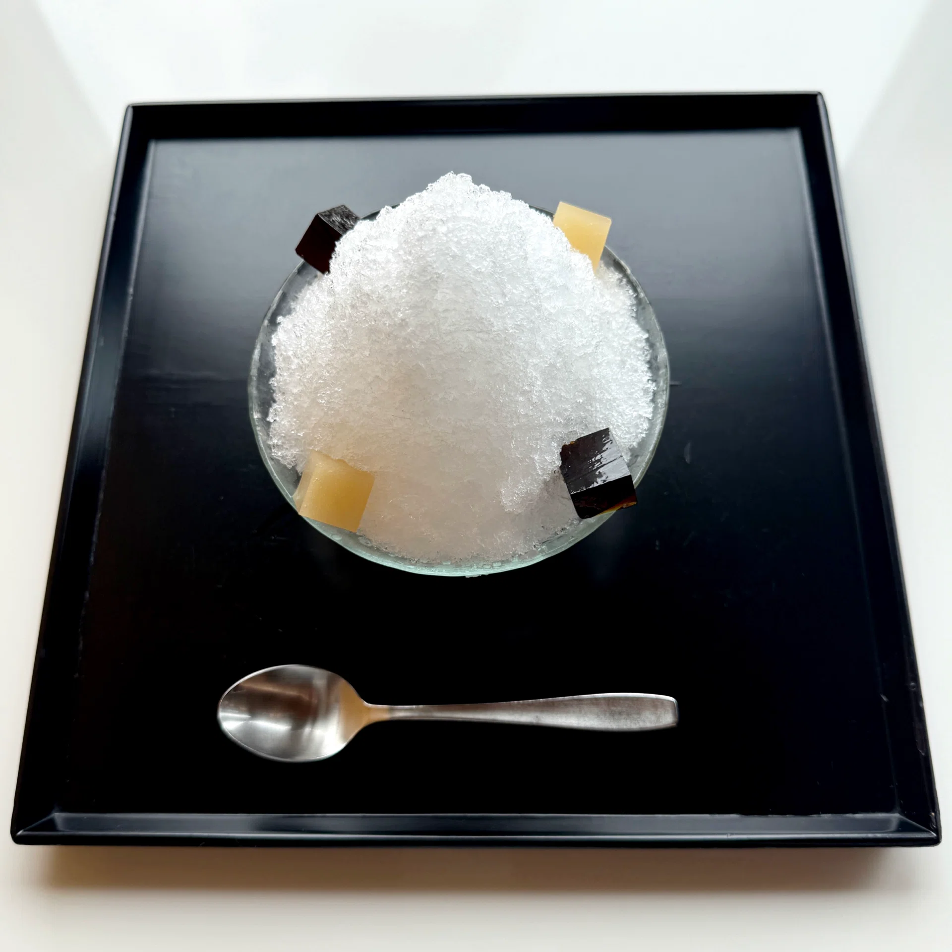 Masuizumi Kijoshu Shaved Ice at Toraya Karyo Akasaka: A mysterious