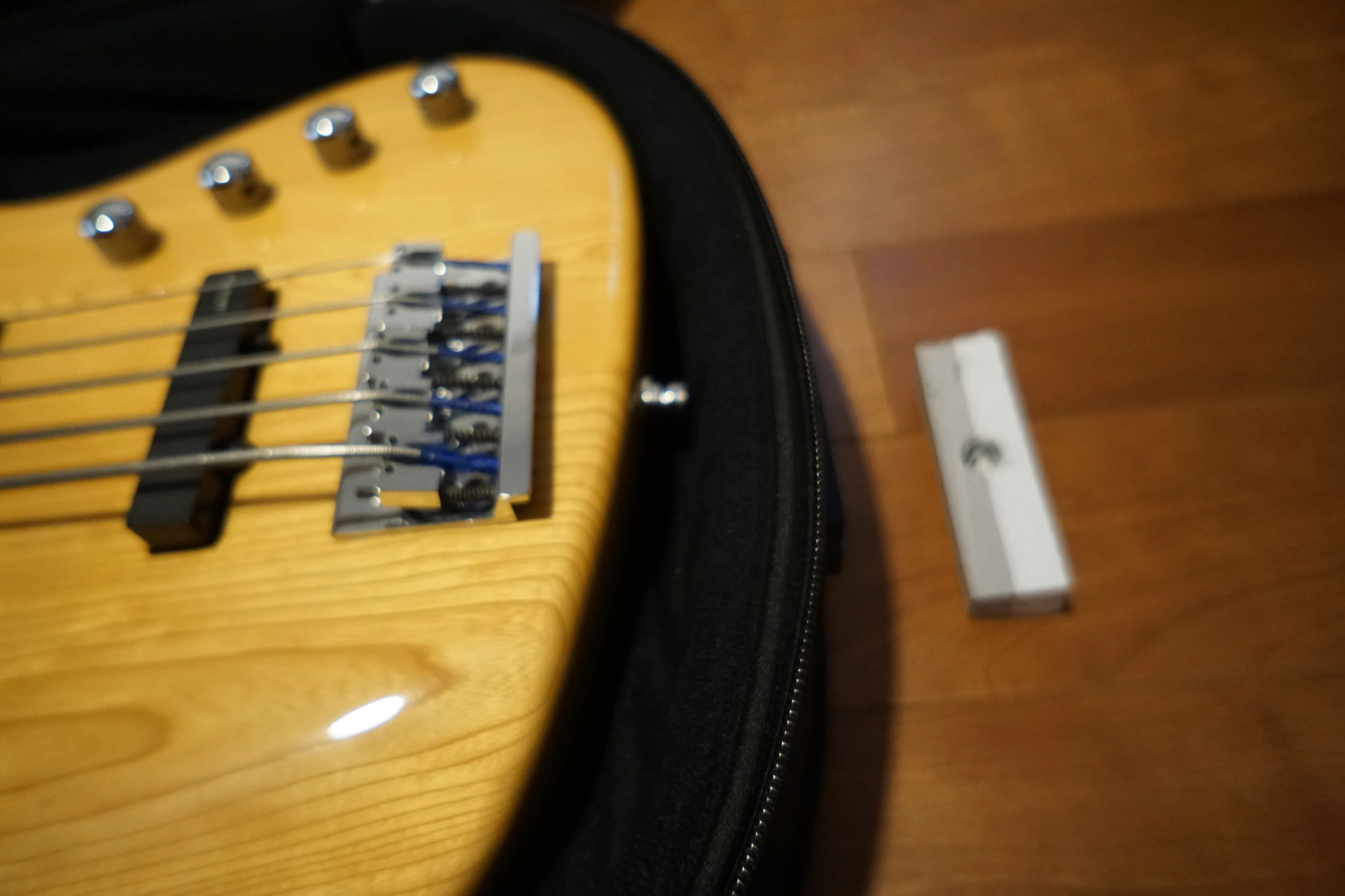 機材】KC エレキベース用 セミハードケース SHB-130 買ってみた、使っ