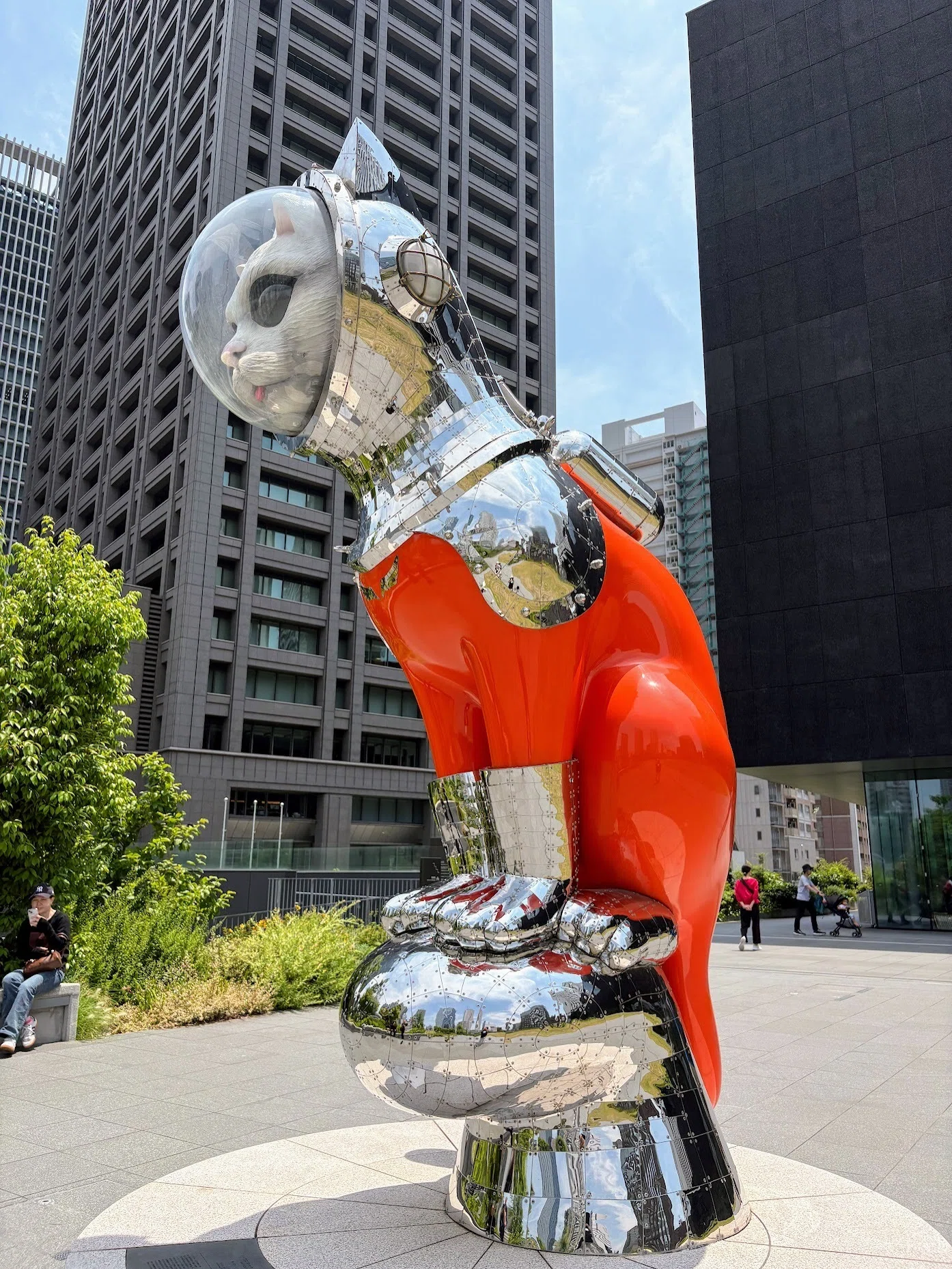 宇宙猫を見に、大阪中之島美術館へ｜ういうい
