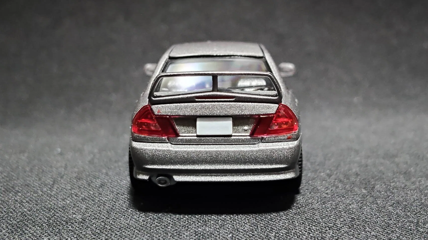 tomica LIMITED VINTAGE NEO 1/64 MITSUBISHI LANCER GSR EVOLUTION Ⅳ