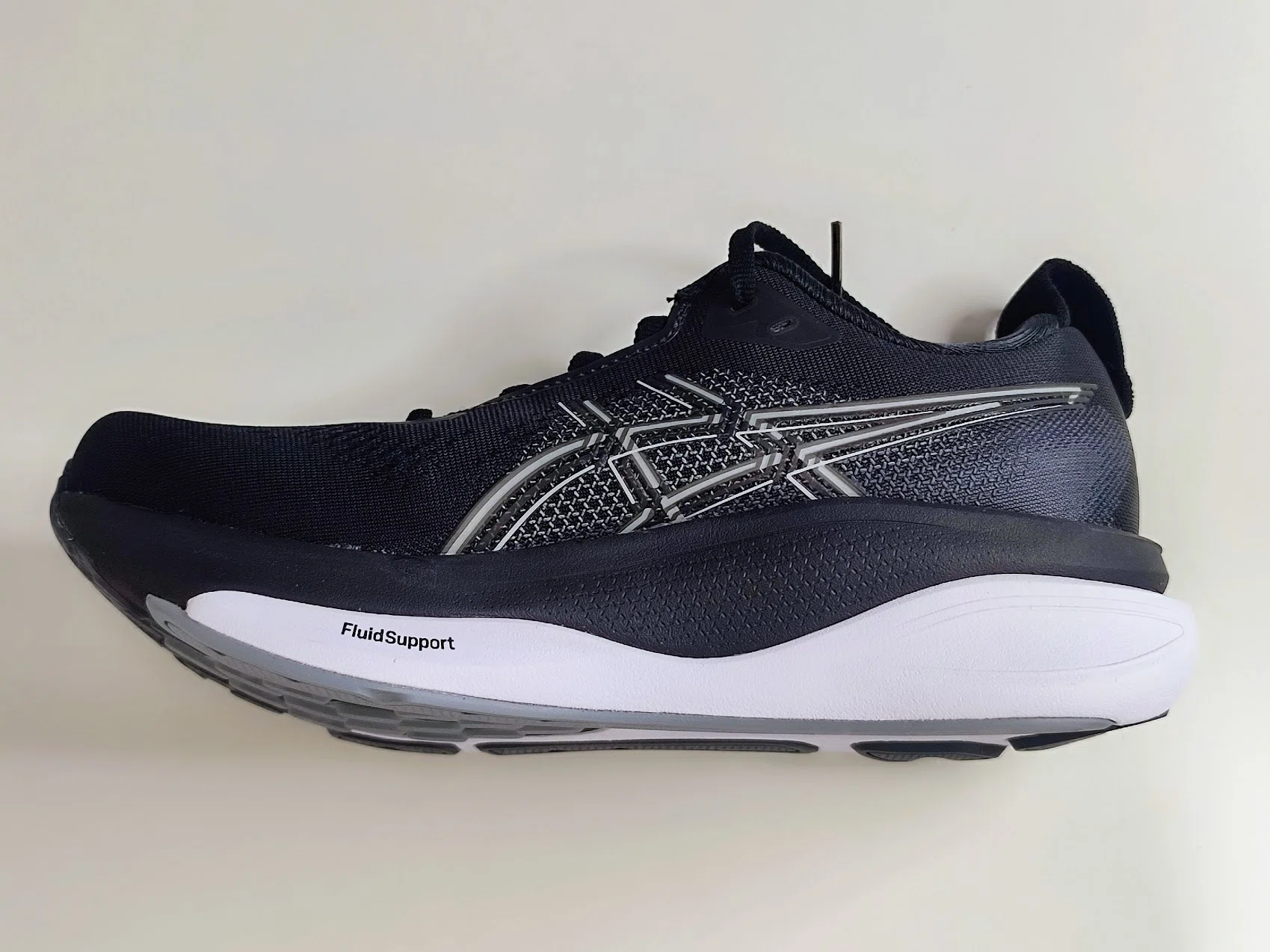 ASICS ゲルカヤノ33レビュー。扁平足・外反母趾傾向の普段履きとしてNo