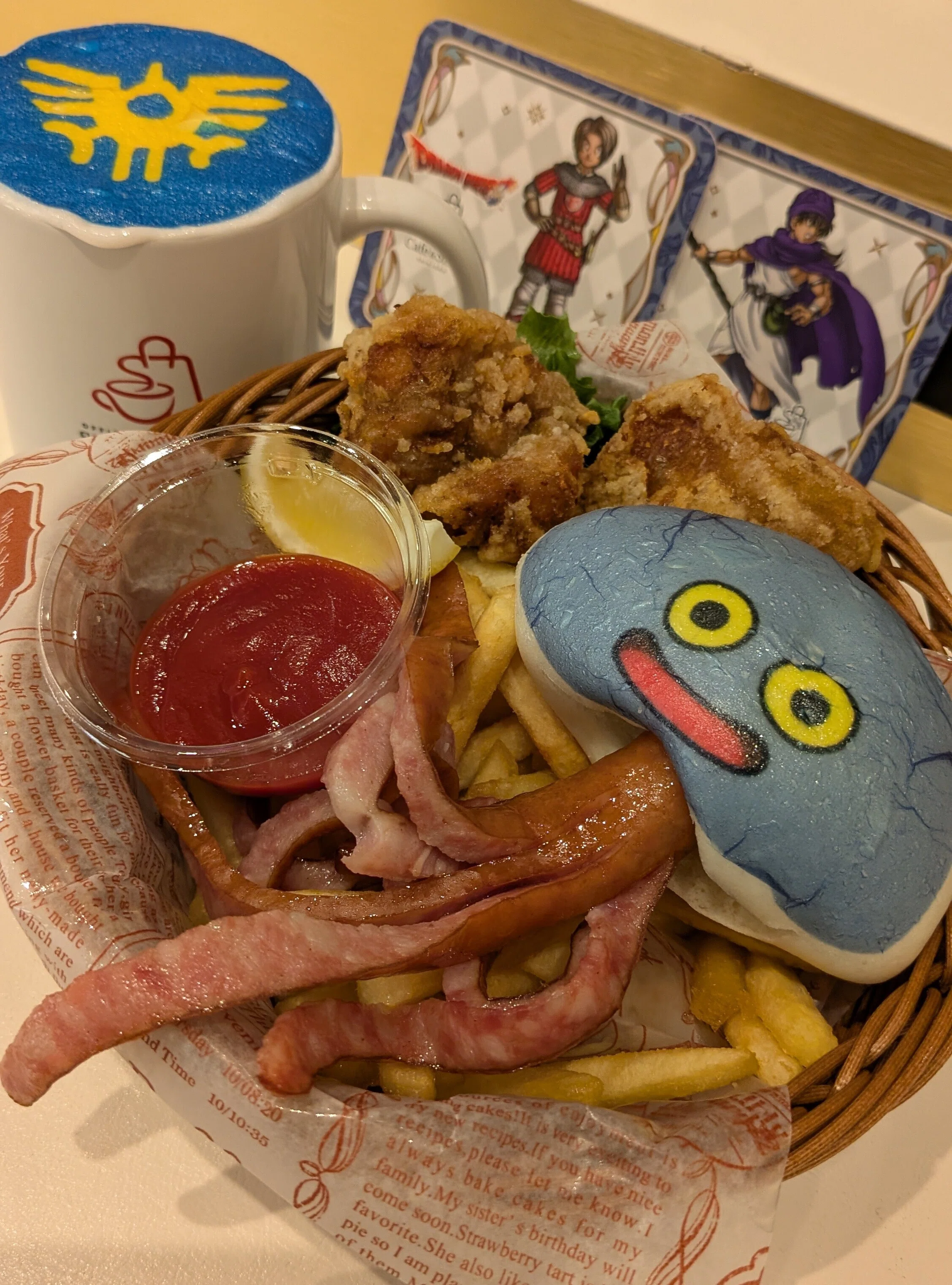 41/ SQUARE ENIX Cafe & Shop SHINJUKU でホイミスライムを食べてきた
