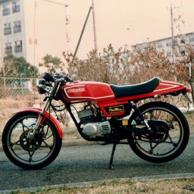 CATALOG COLLECTION 世界のオートバイ｜weekend60+