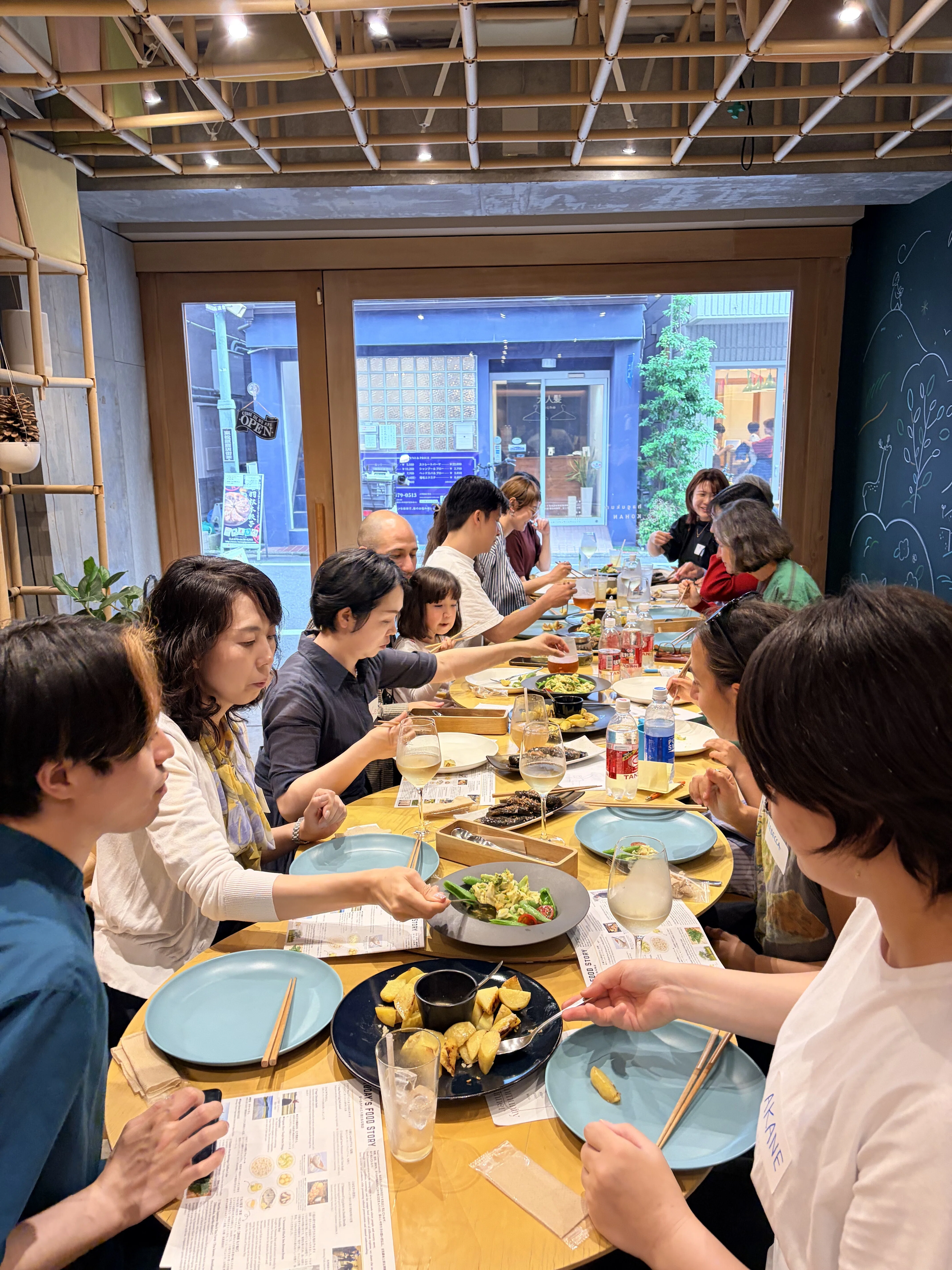 【希少】In-between ホンマタカシ ヤコブセンデンマーク ポーランド 開催報告】デンマークコペンハーゲンAbsalonの創始者を迎えて