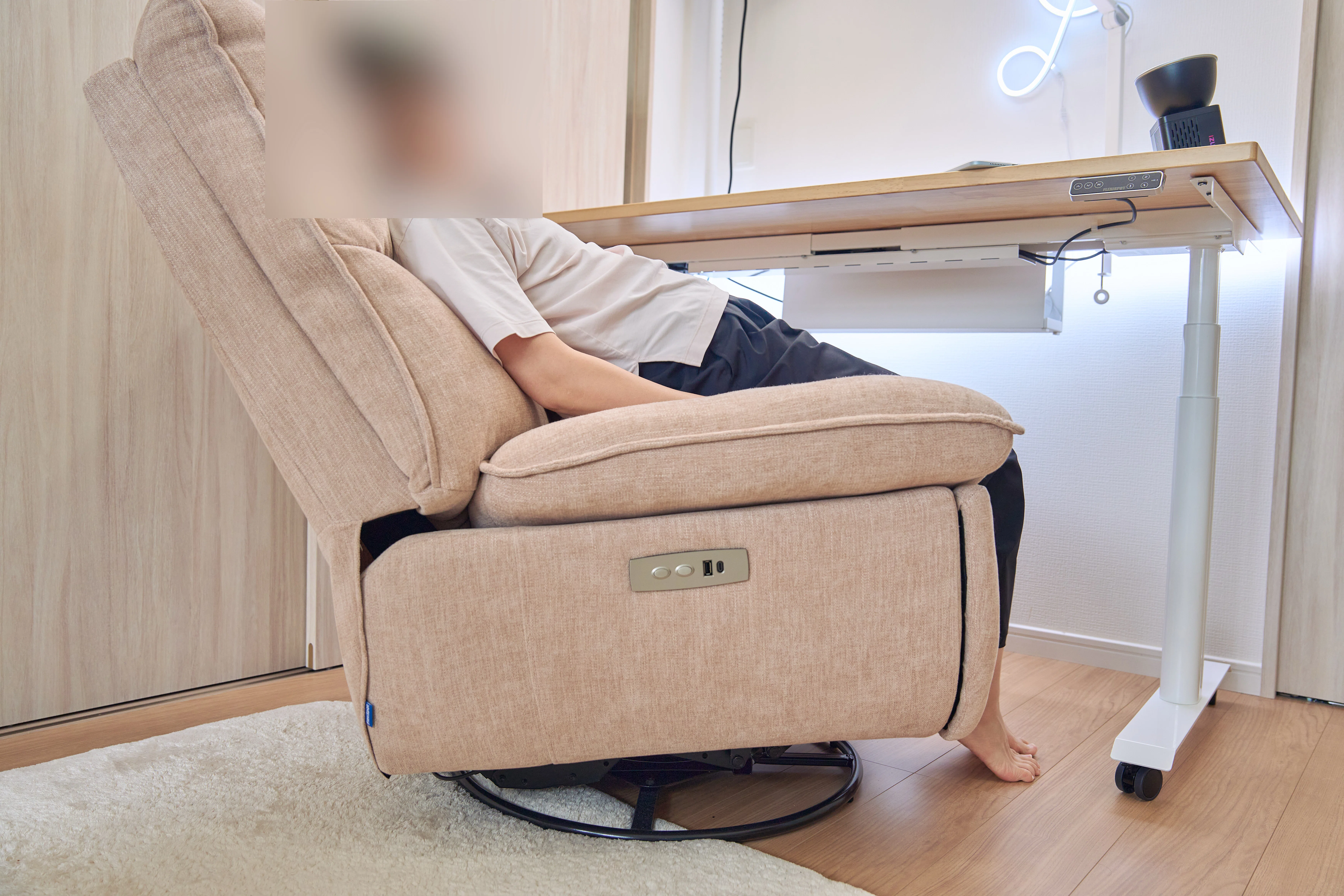 1人掛けのつもりが家族の取り合いに｜Flexispot Lotus Proが想像以上に