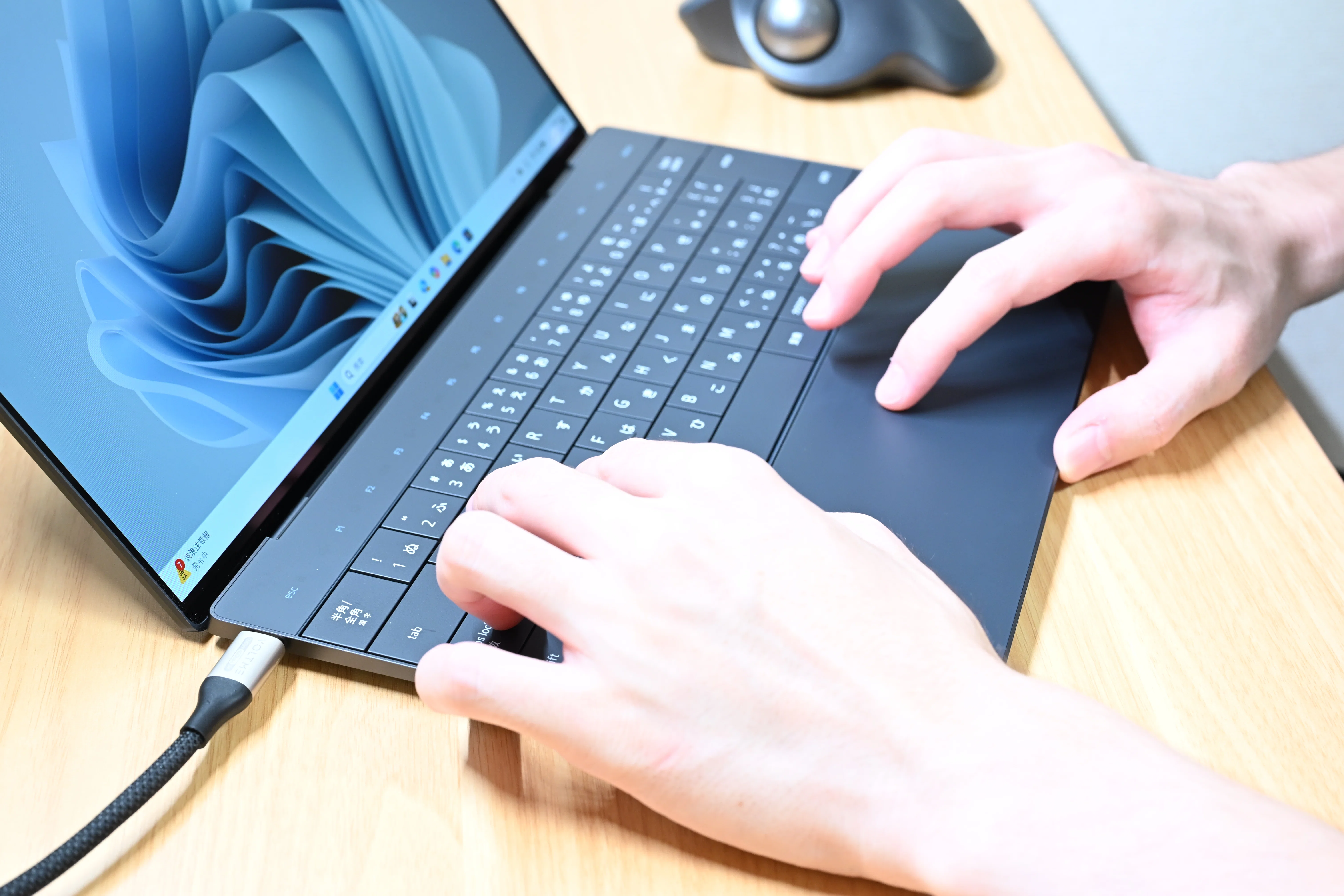 MacBook派の私が「Dell XPS 13」を1ヶ月使って感じたこと｜よは