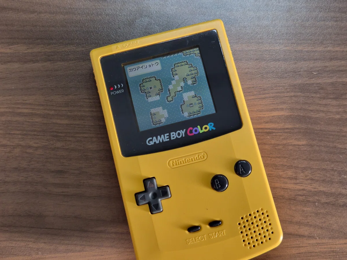2026年にゲームボーイを中古で買うなら？→アドバンスSPが画面が明るく 