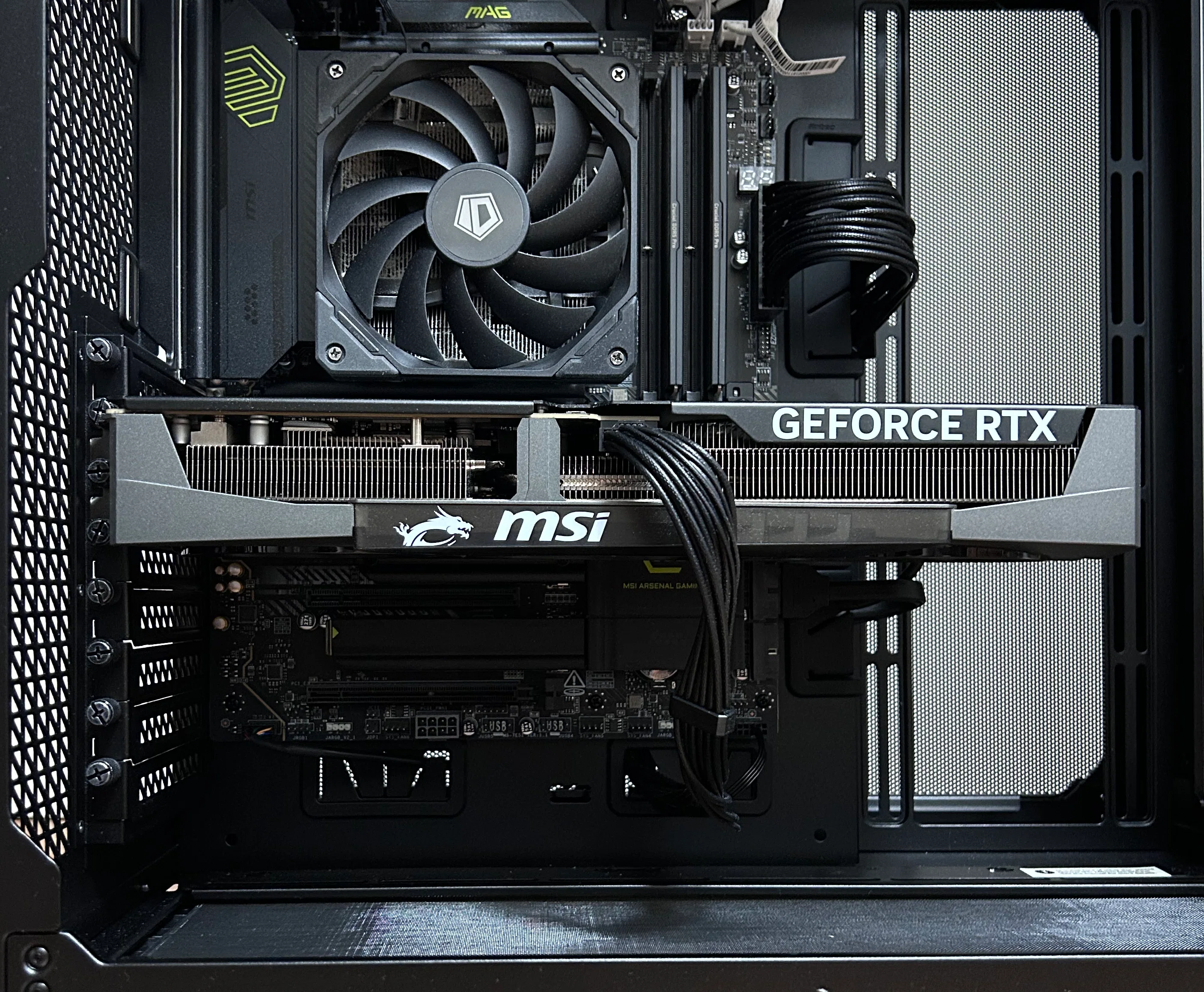 グラフィックボード二枚挿しへの道 〜 チップセット経由の PCIe に