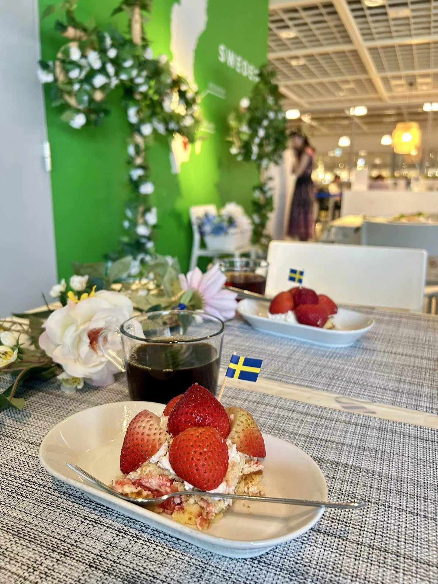 2500円でスウェーデン旅気分。IKEAのミッドサマーパーティーが想像以上