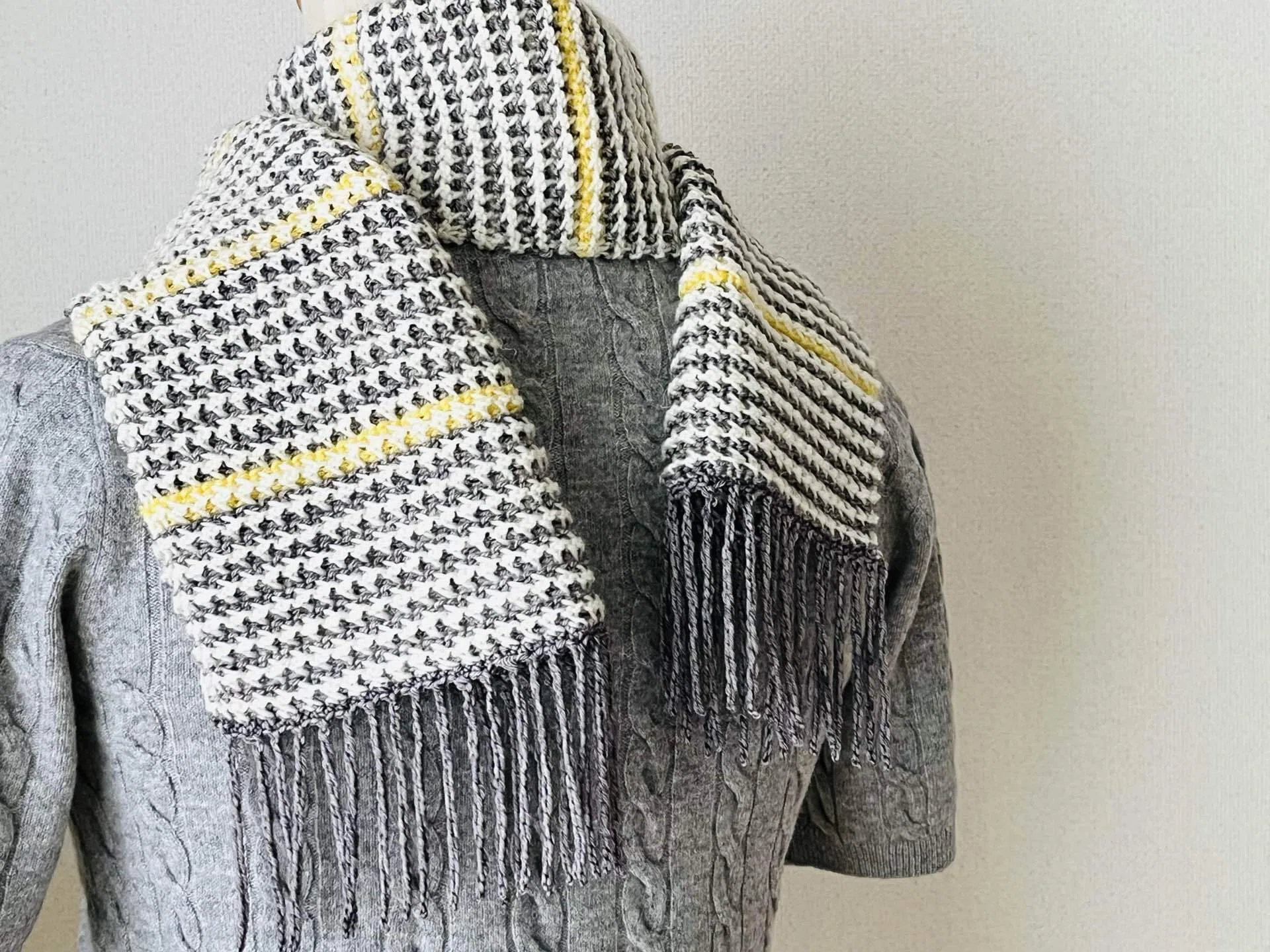 2枚目完成🧶｜型紙ニット komi