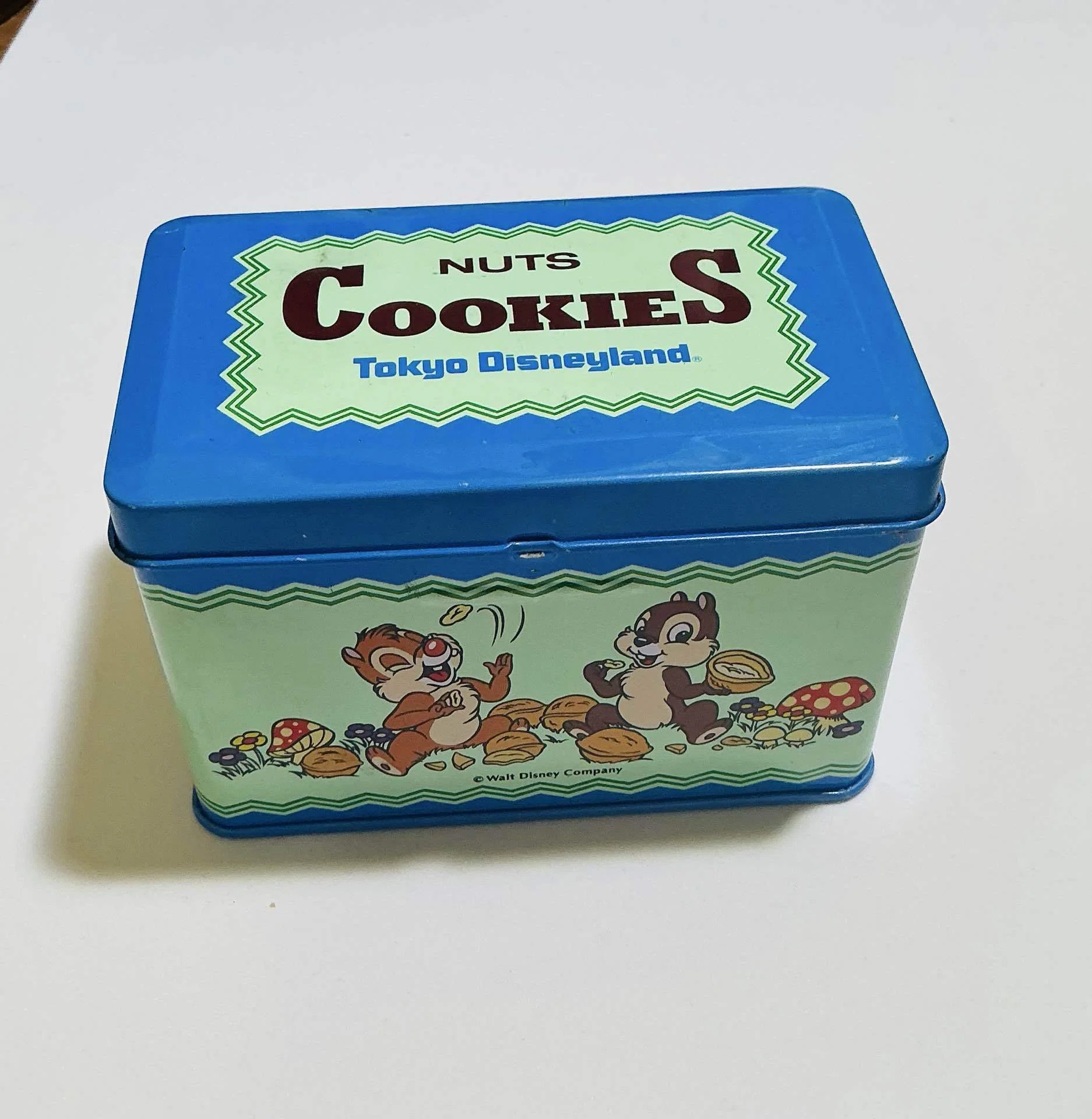 お菓子缶の第二の人生…もとい缶生 ｜noda