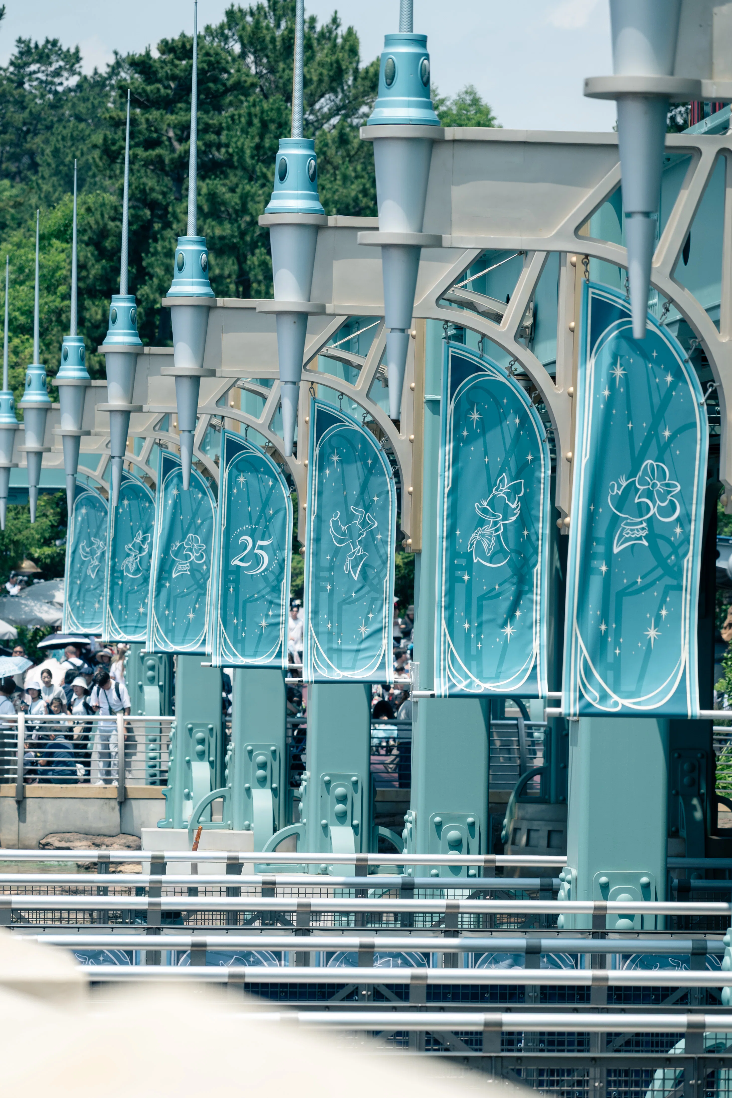 25周年のディズニーシーで、祝祭の気配を撮る【Z5Ⅱ】｜振替休日｜Keigo K.