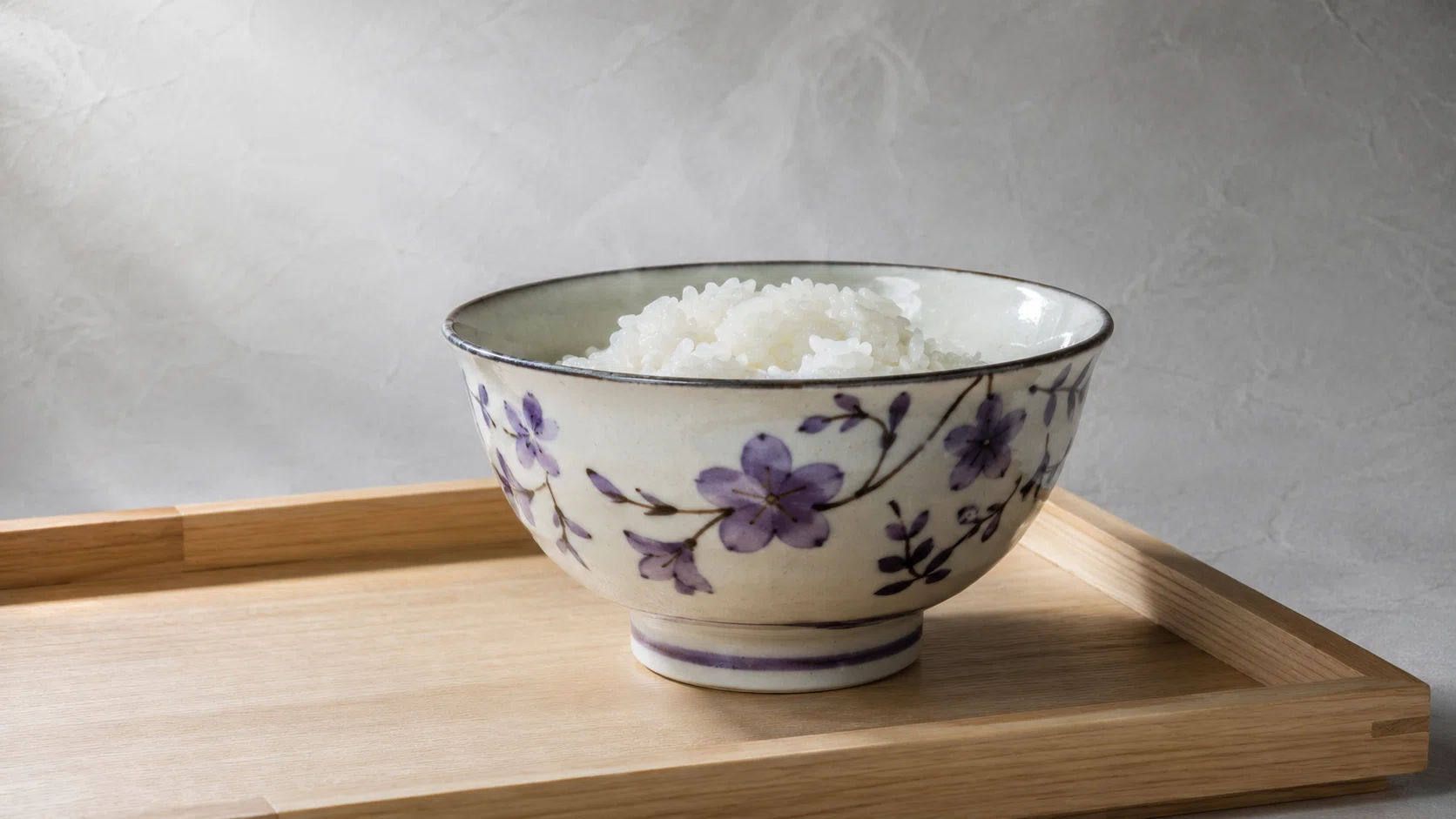 新品　工房ゆずりは　紫京花　飯碗 手造り 手描き 瀬戸焼 陶器 食器・キッチン用品 新品 工房ゆずりは 紫京花 飯碗 手造り 手描き