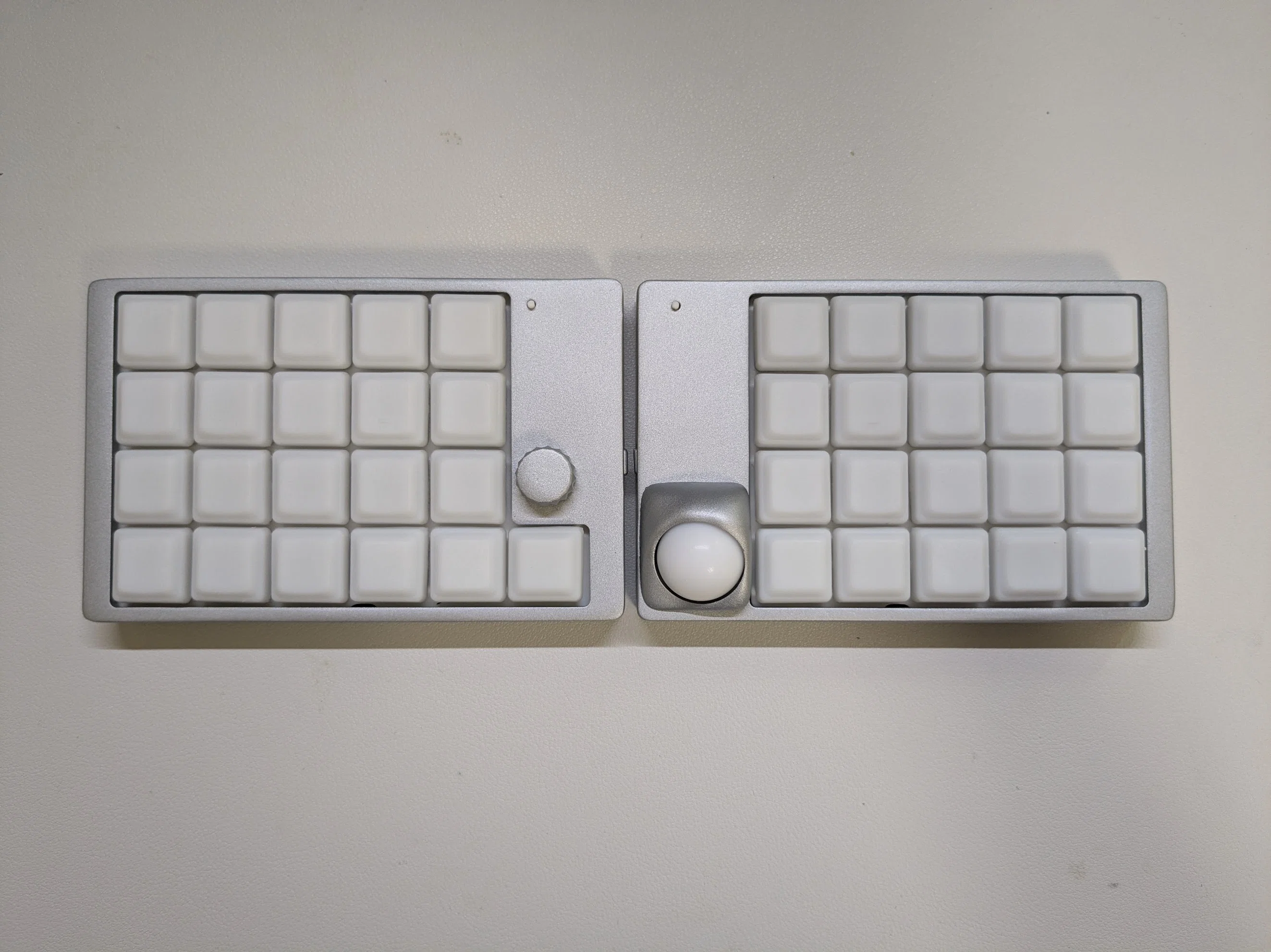 自作キーボード】無線・左右分割・トラボ付きのFrostOrthoを2ヶ月使っ