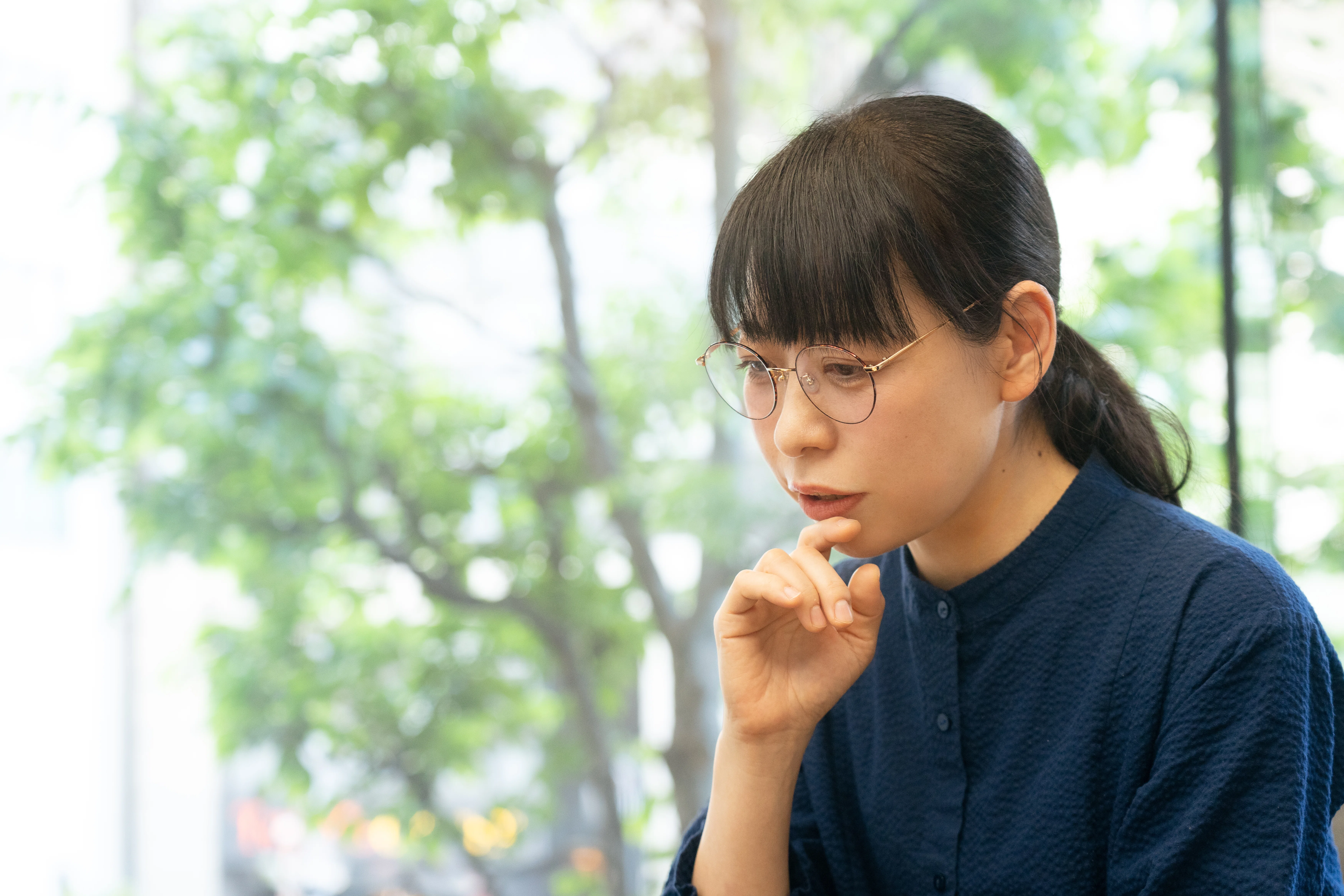 古賀及子×松井玲奈「忘れてしまうようなことほど書いておきたい」-『5
