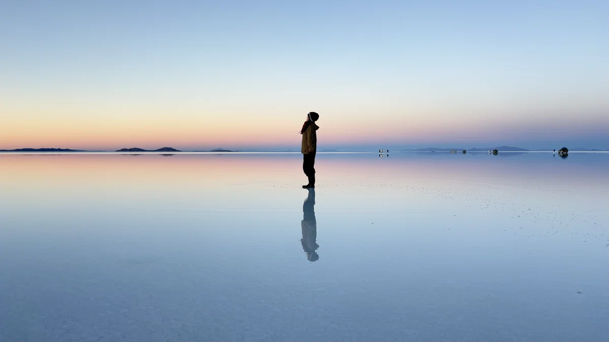 一生に一度は見たい絶景、ウユニ塩湖へ🪞｜世界一周中｜20代女性一人旅