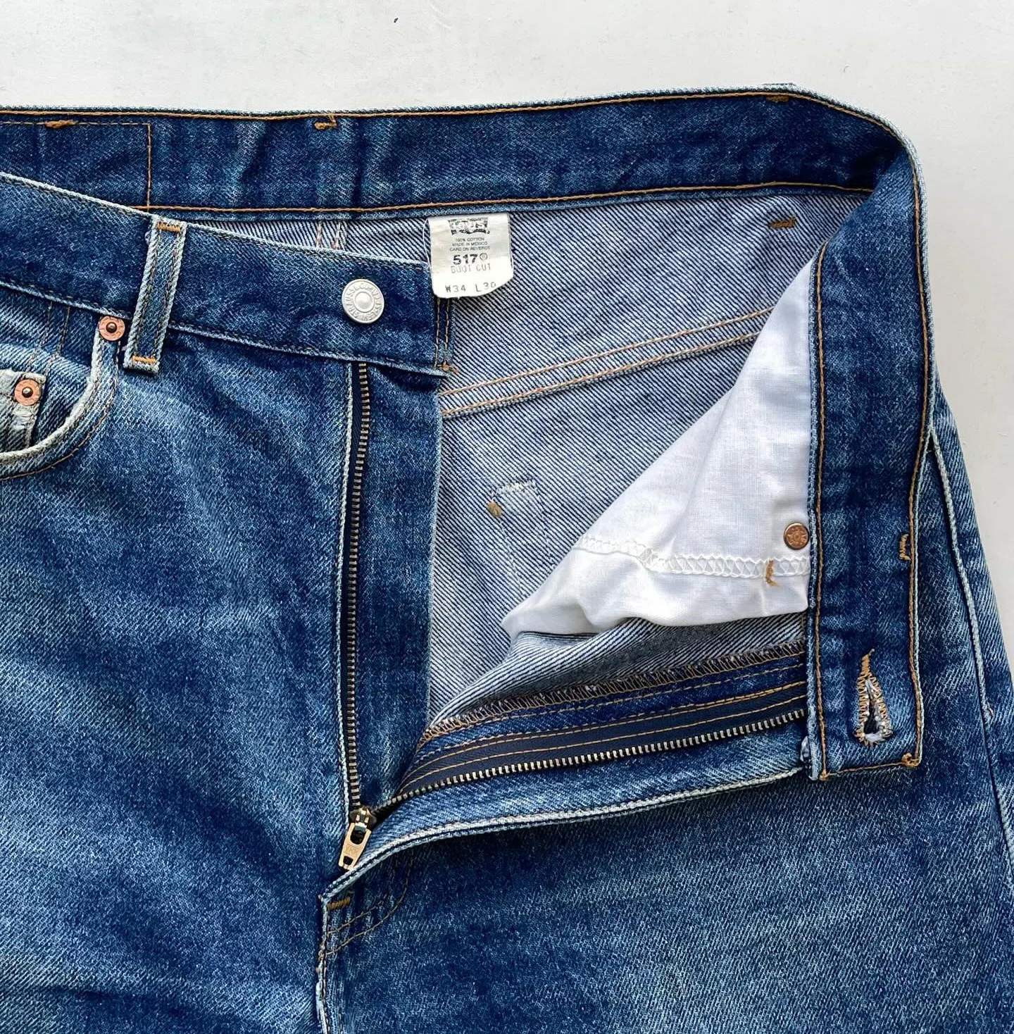Levi's 