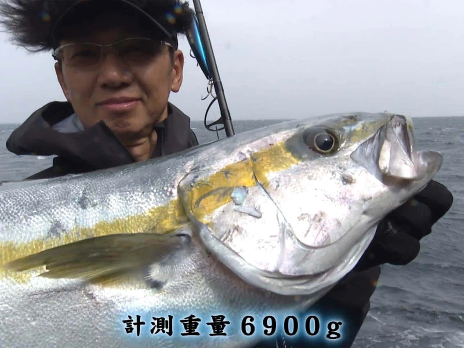 漢の釣り！磯から巨大なヒラマサに挑む「ロックショアヒラマサ」｜釣り