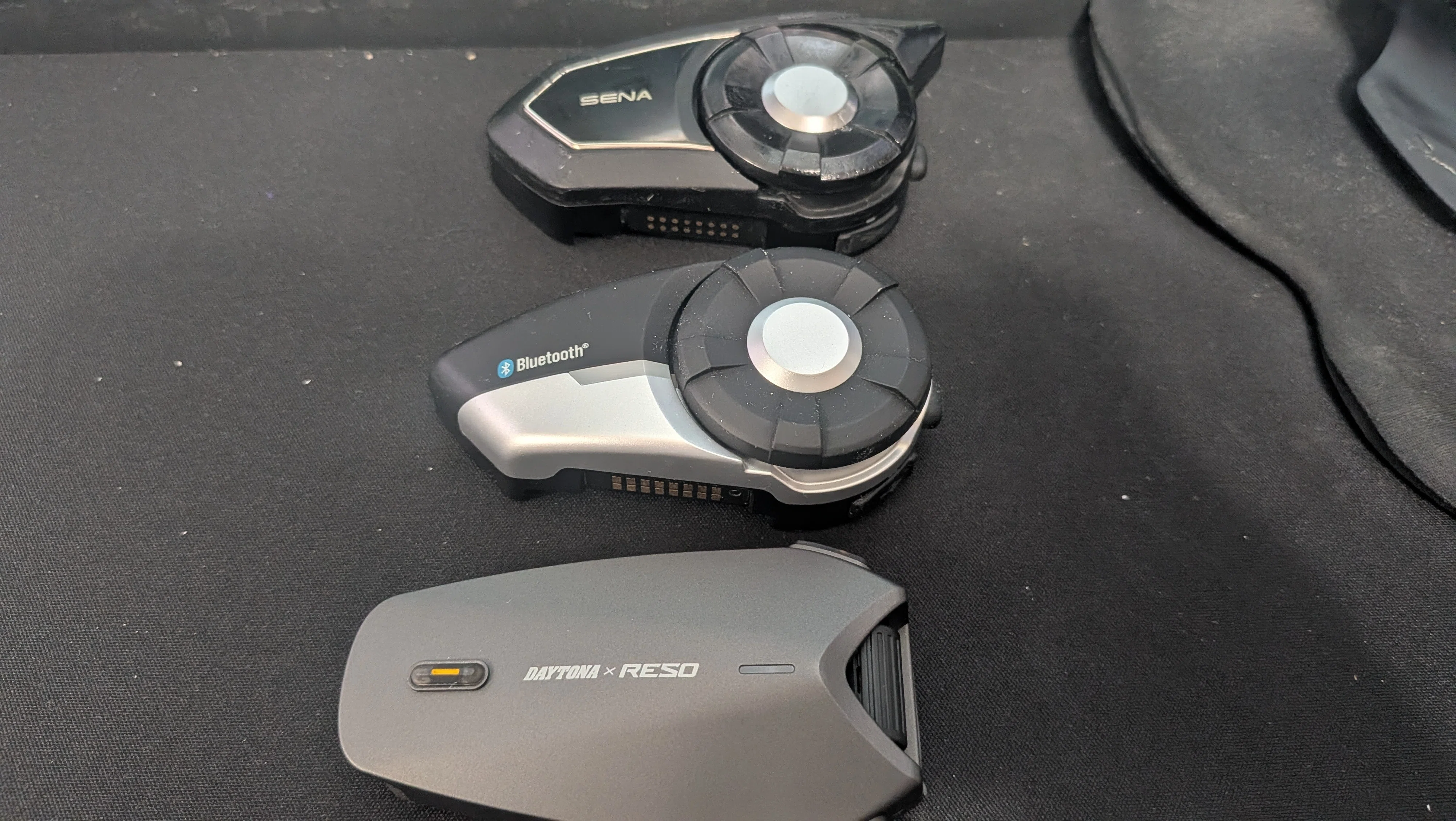 SENA 30Kからデイトナ「RESO PILOT PRO」へ移行して見えた、バイク用