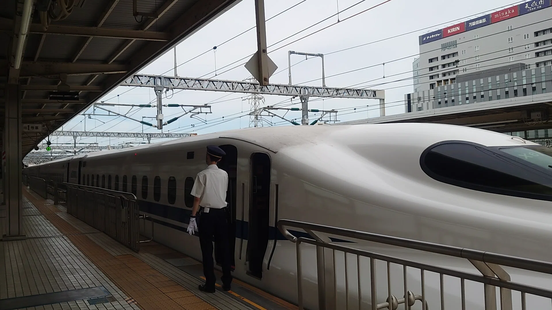 検証】新大阪始発の「ひかり」で小田原に停車？体を張って乗ってみた
