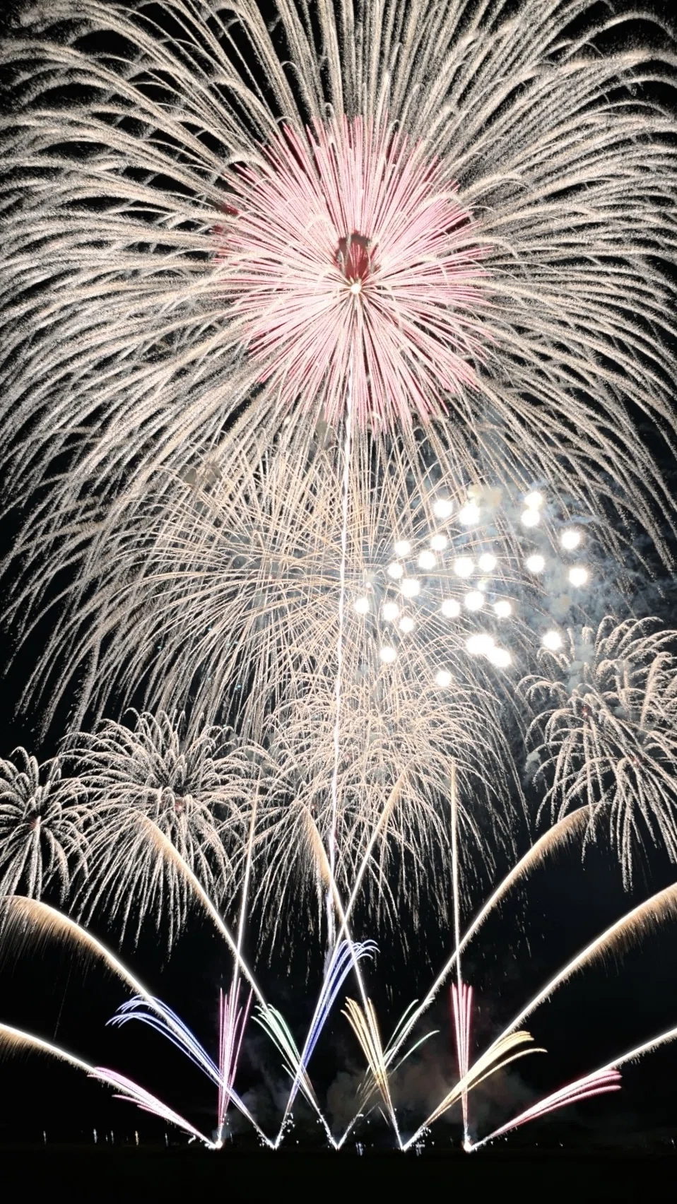 花火に行こう Camera で撮影した打ち上げ花火の写真例