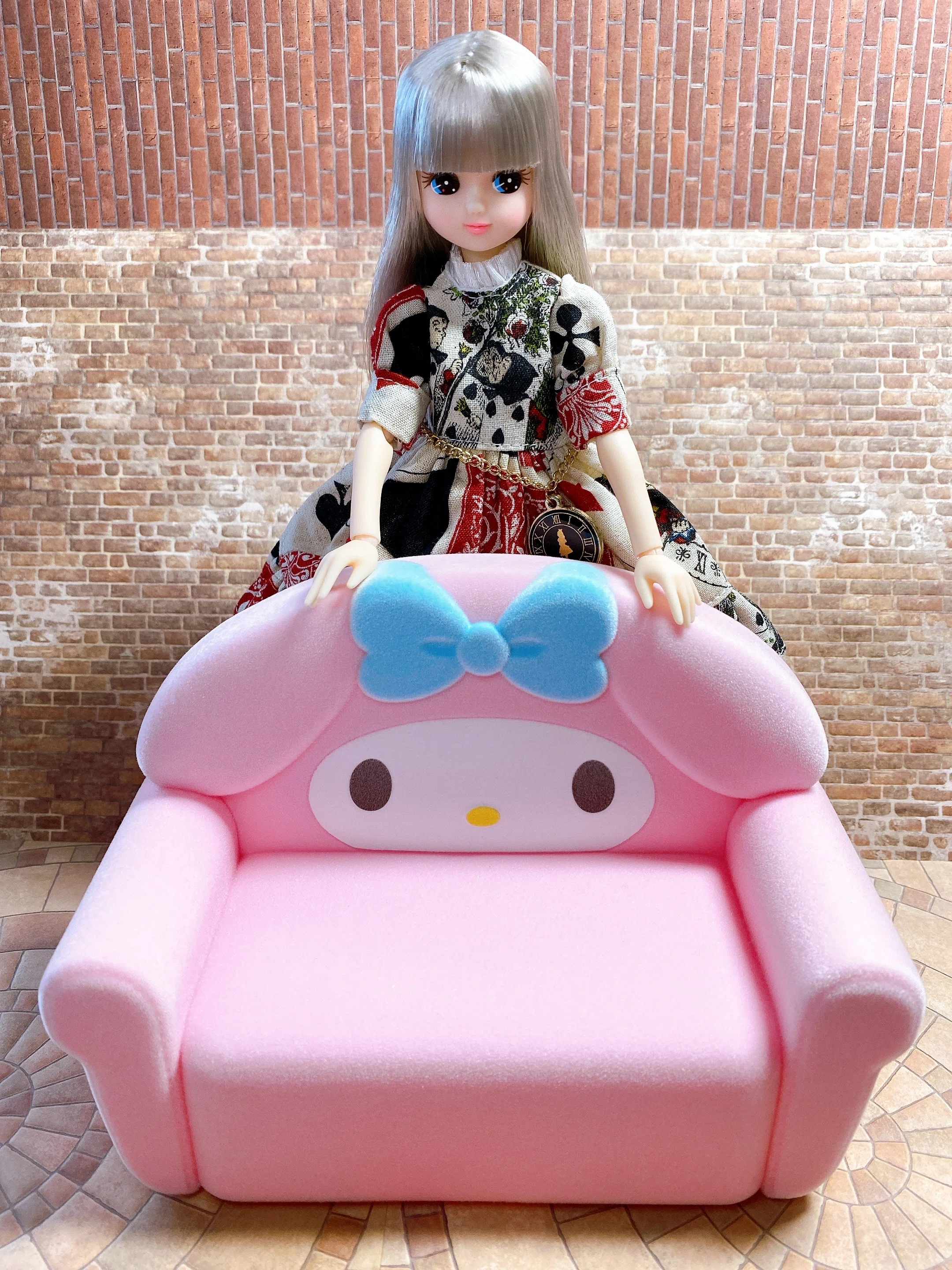 サンリオコラボ商品｜マイメロディ ソファ買いました｜リカ活｜なこ
