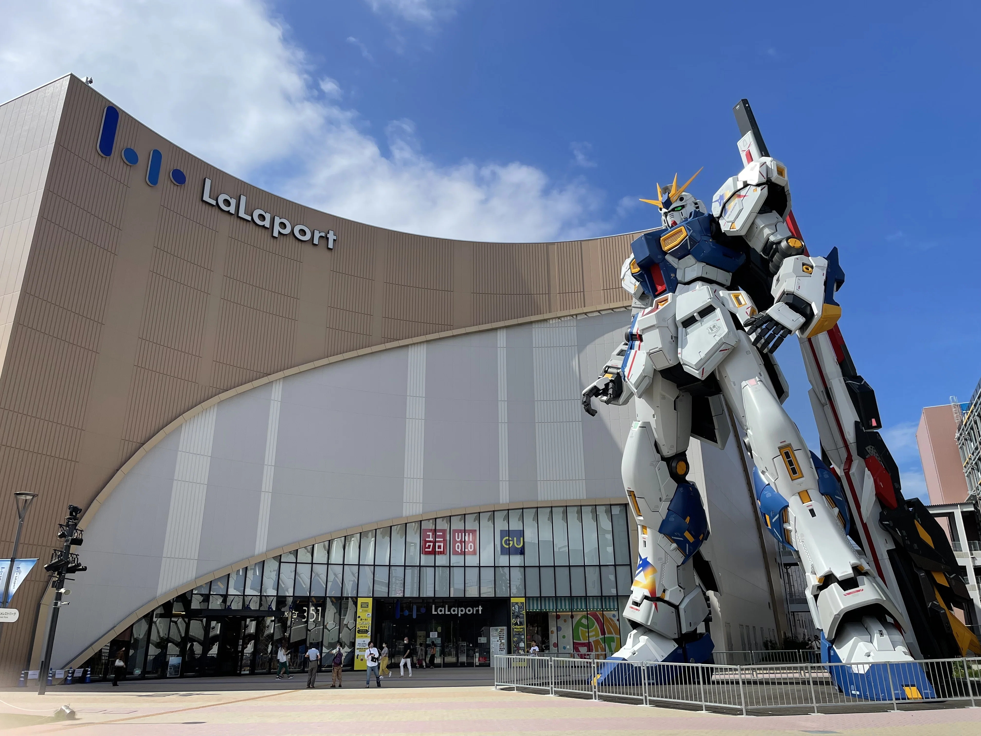写真で振り返る『RX-93ff νガンダム』＆『GUNDAM SIDE-F』｜hilow_zero
