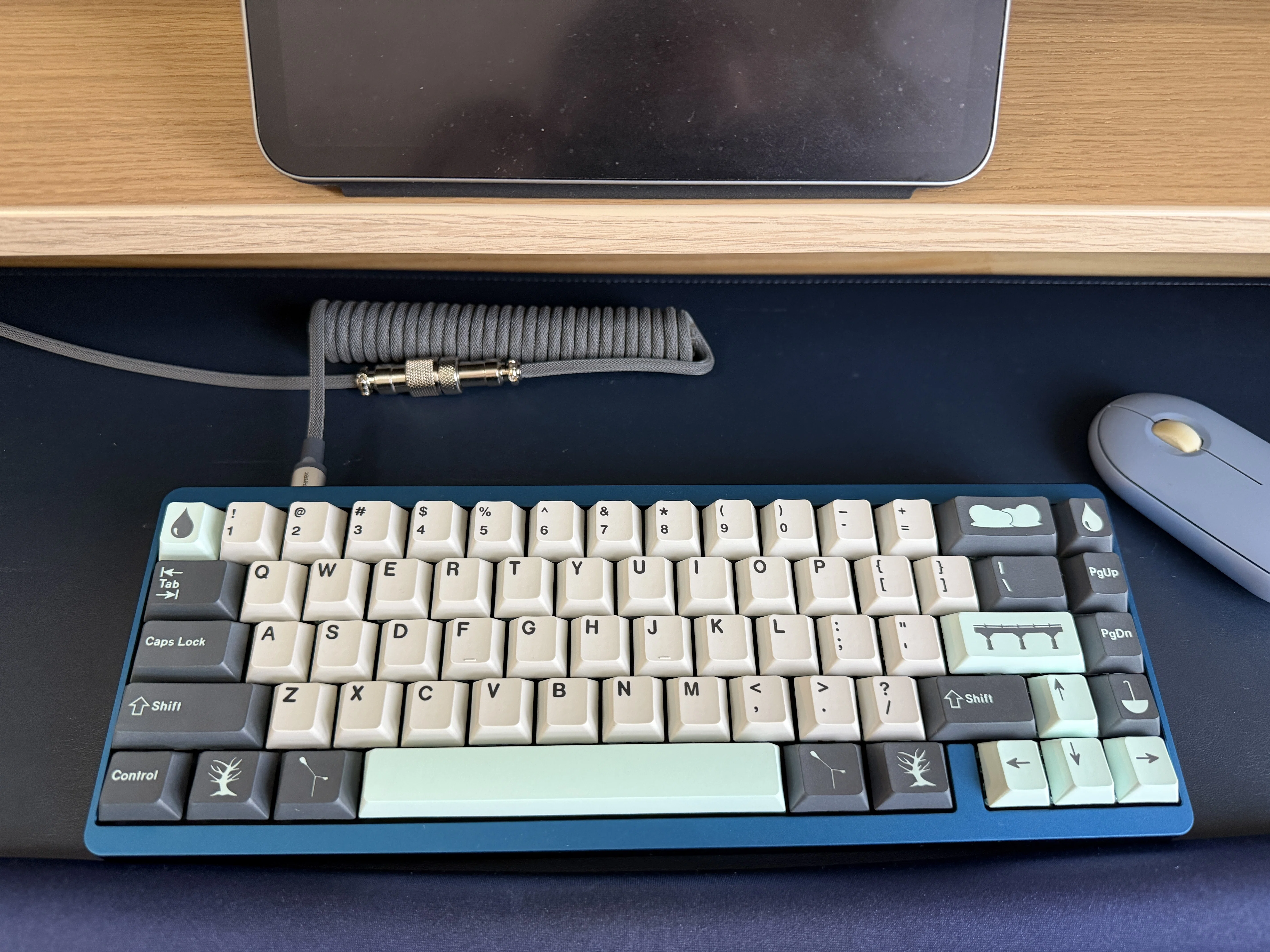 ☂️梅雨に合うキーキャップ🔼GMK Rainy Dayをキーボードに付けてみた