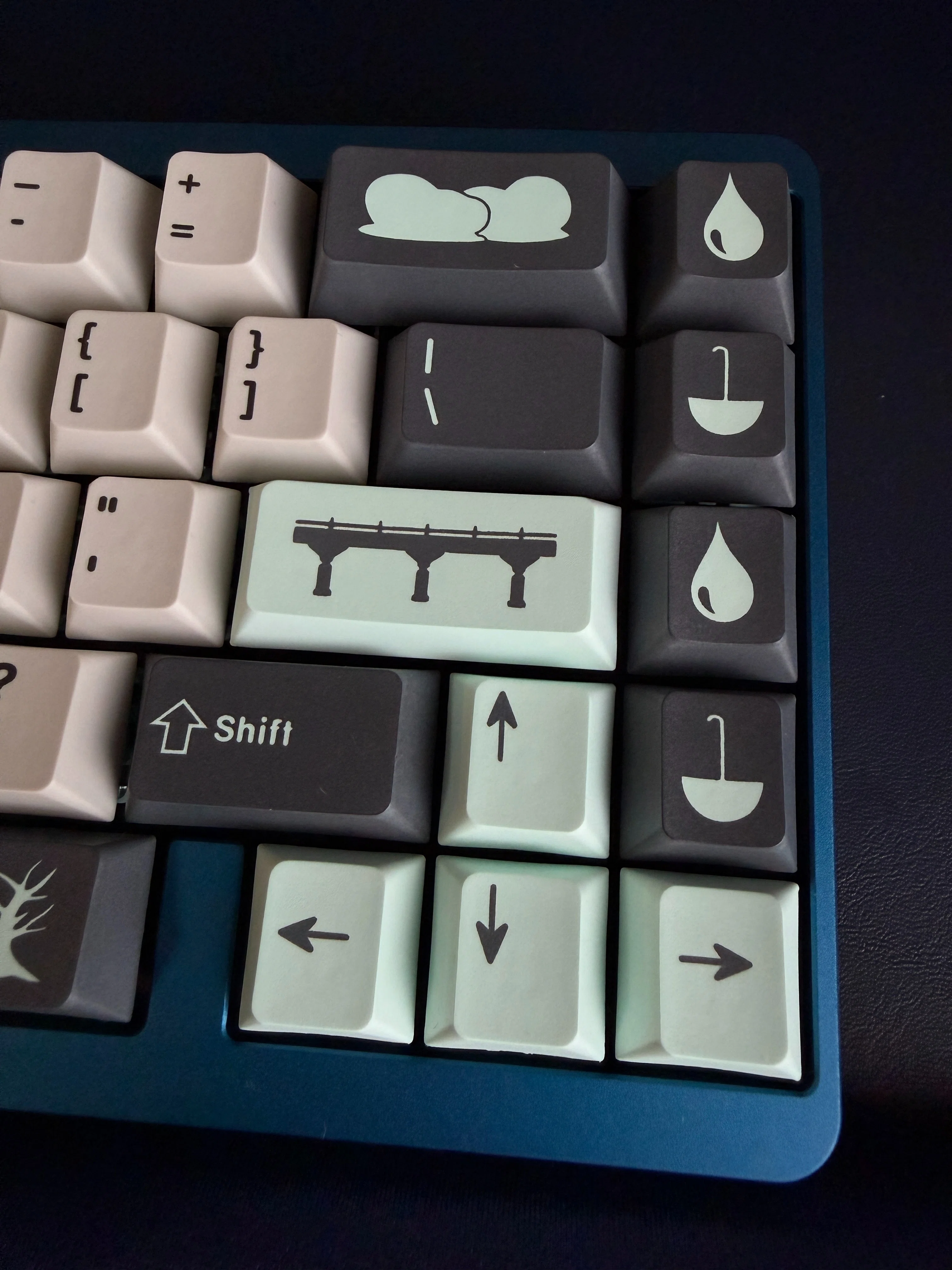☂️梅雨に合うキーキャップ🔼GMK Rainy Dayをキーボードに付けてみた
