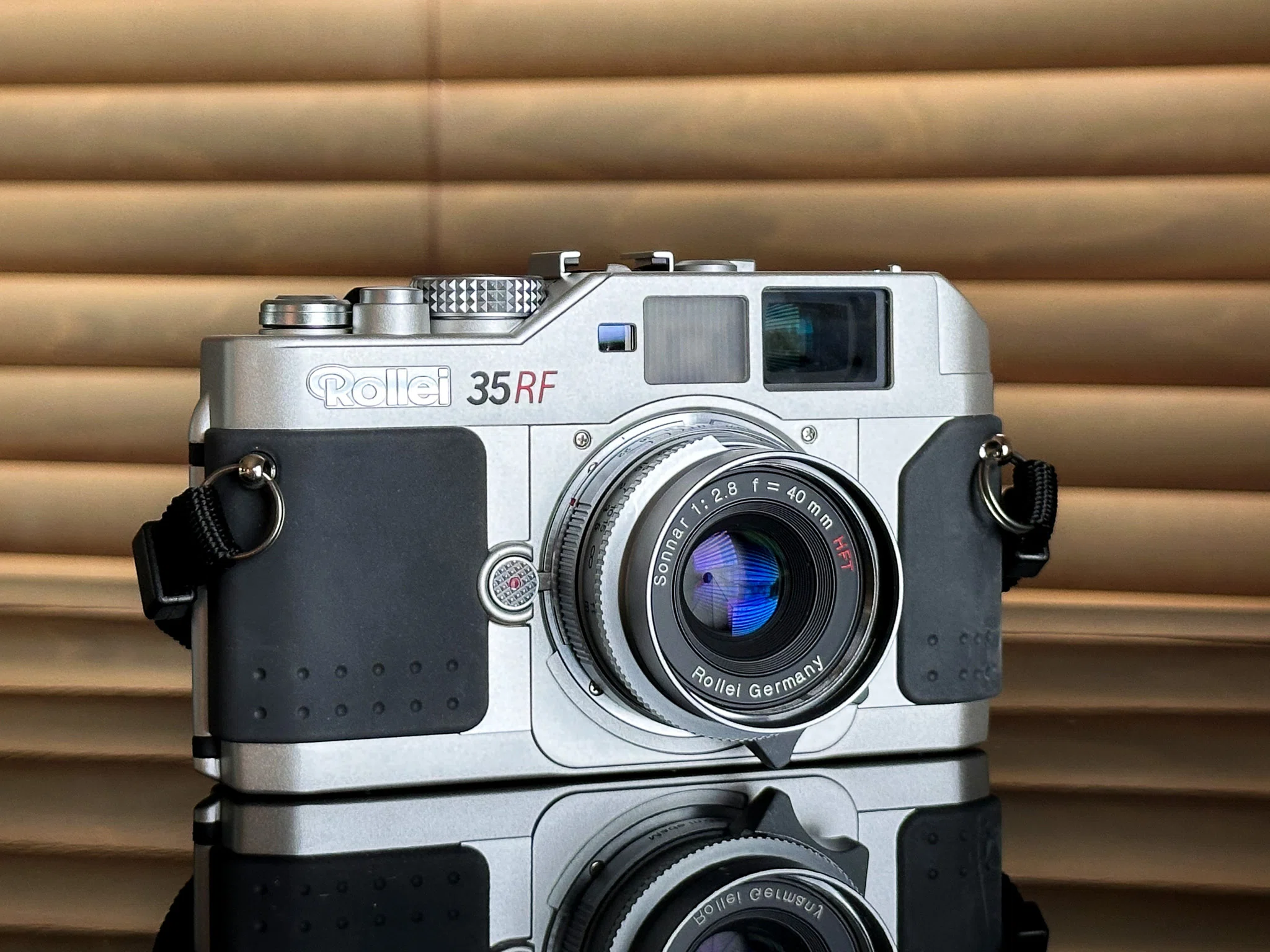 Rollei Sonnar 40mm F2.8 HFT─濃密な色乗りを備えた専用光学、そして