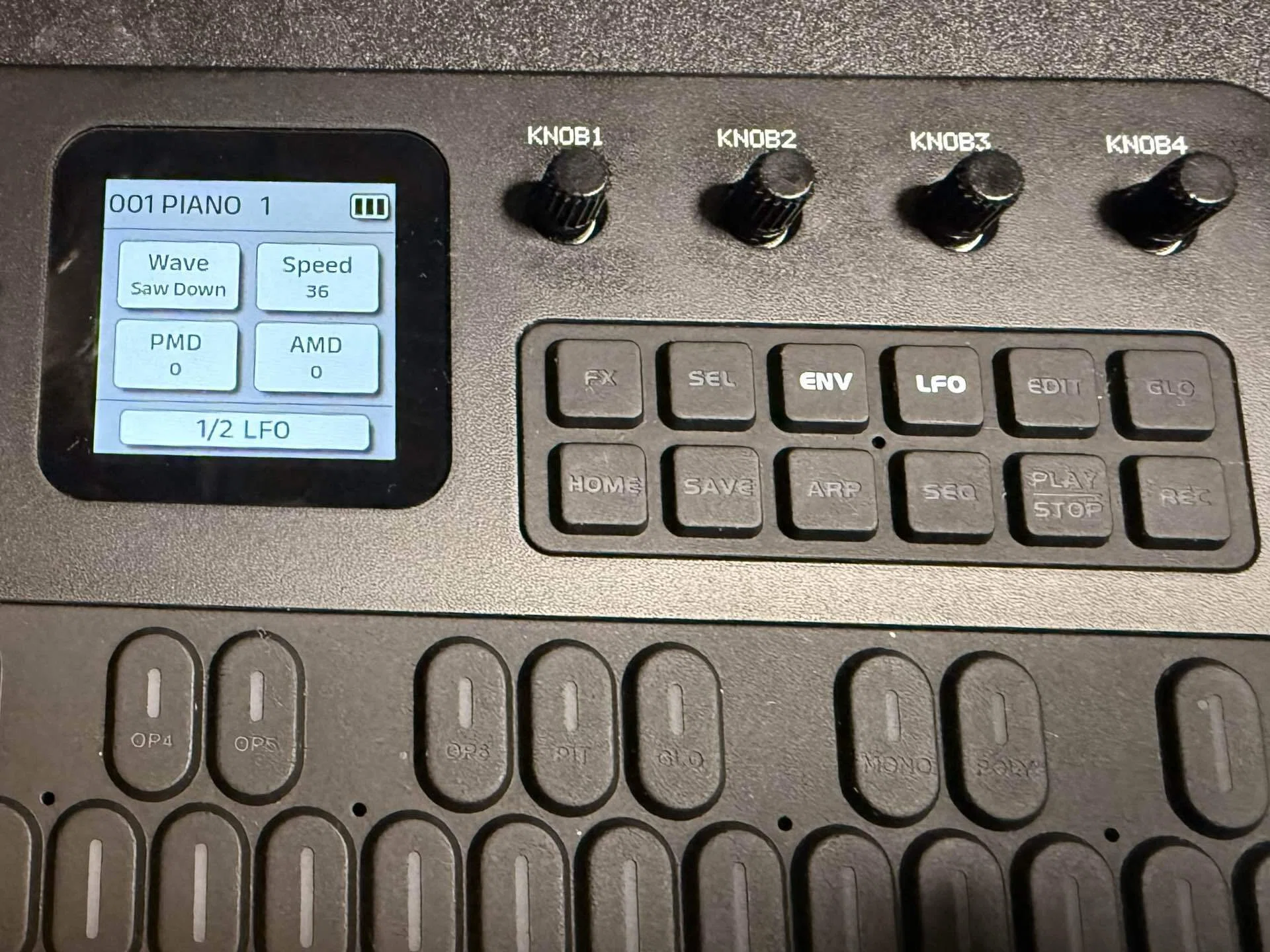 格安FM音源シンセ M-VAVE FM-1 〜DX7クローンでは終わらない、1万円の