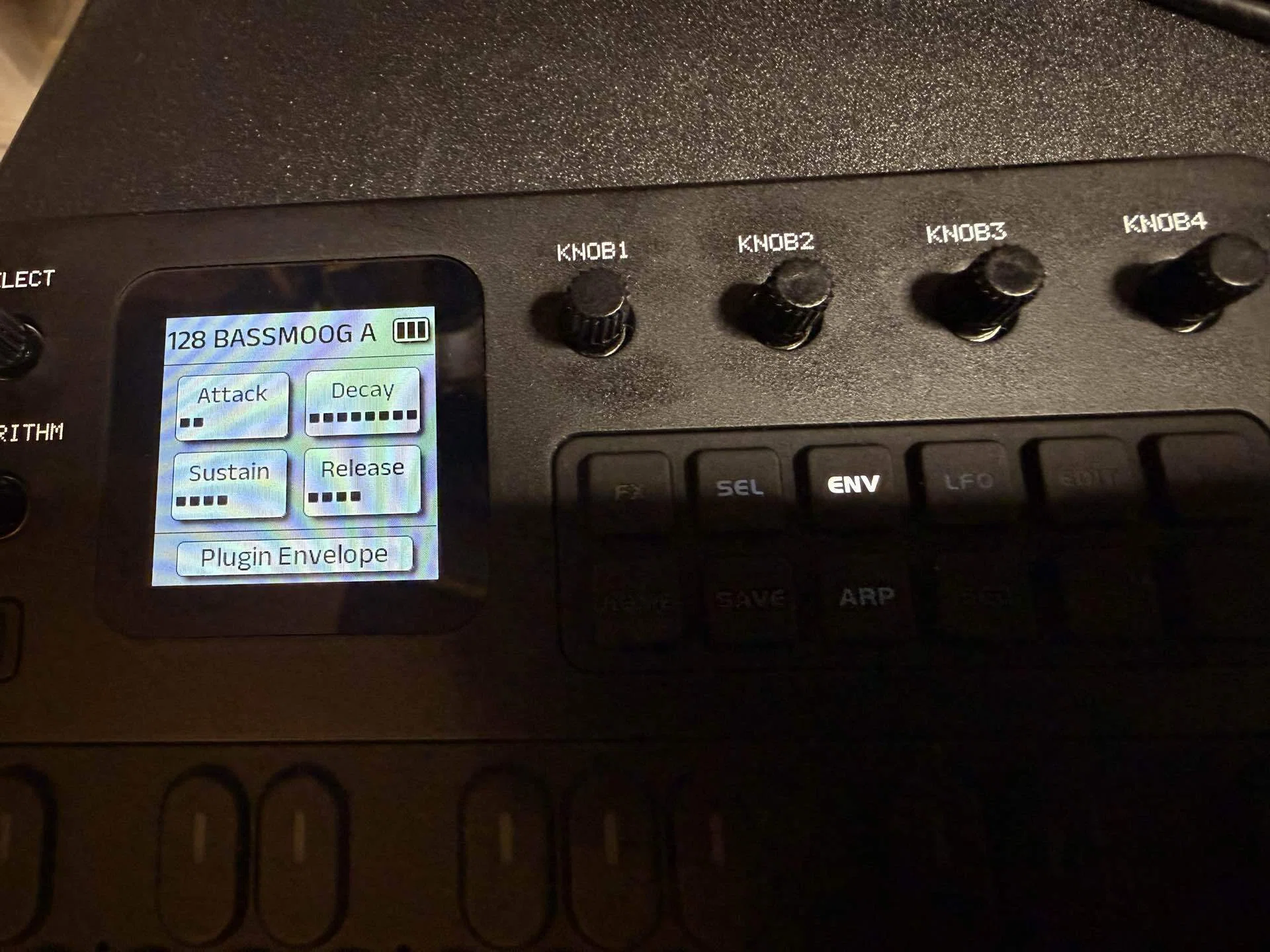 格安FM音源シンセ M-VAVE FM-1 〜DX7クローンでは終わらない、1万円の