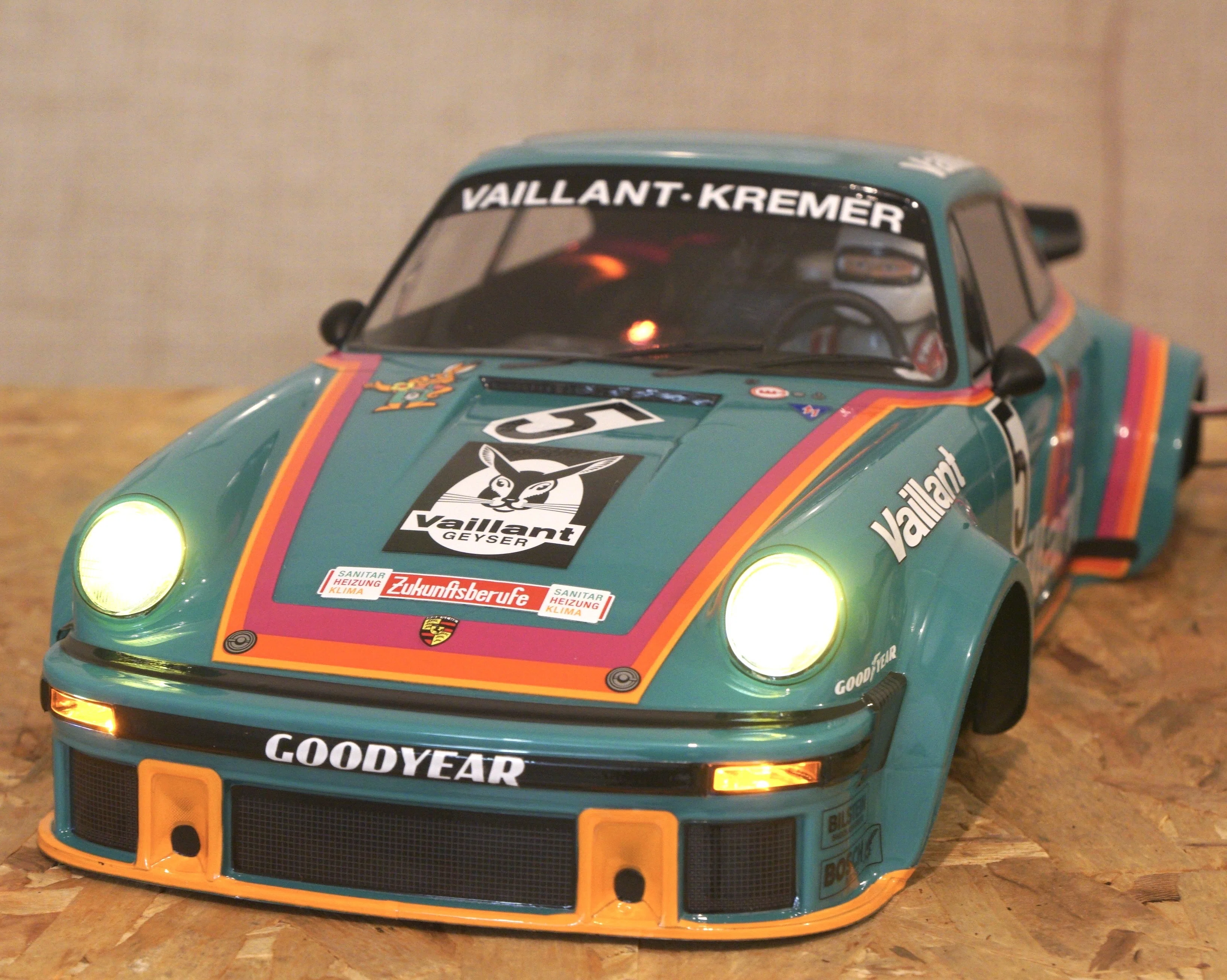 ラジコン制作実績｜VAILLANT PORSCHE 934｜SHO-Room🚙💨